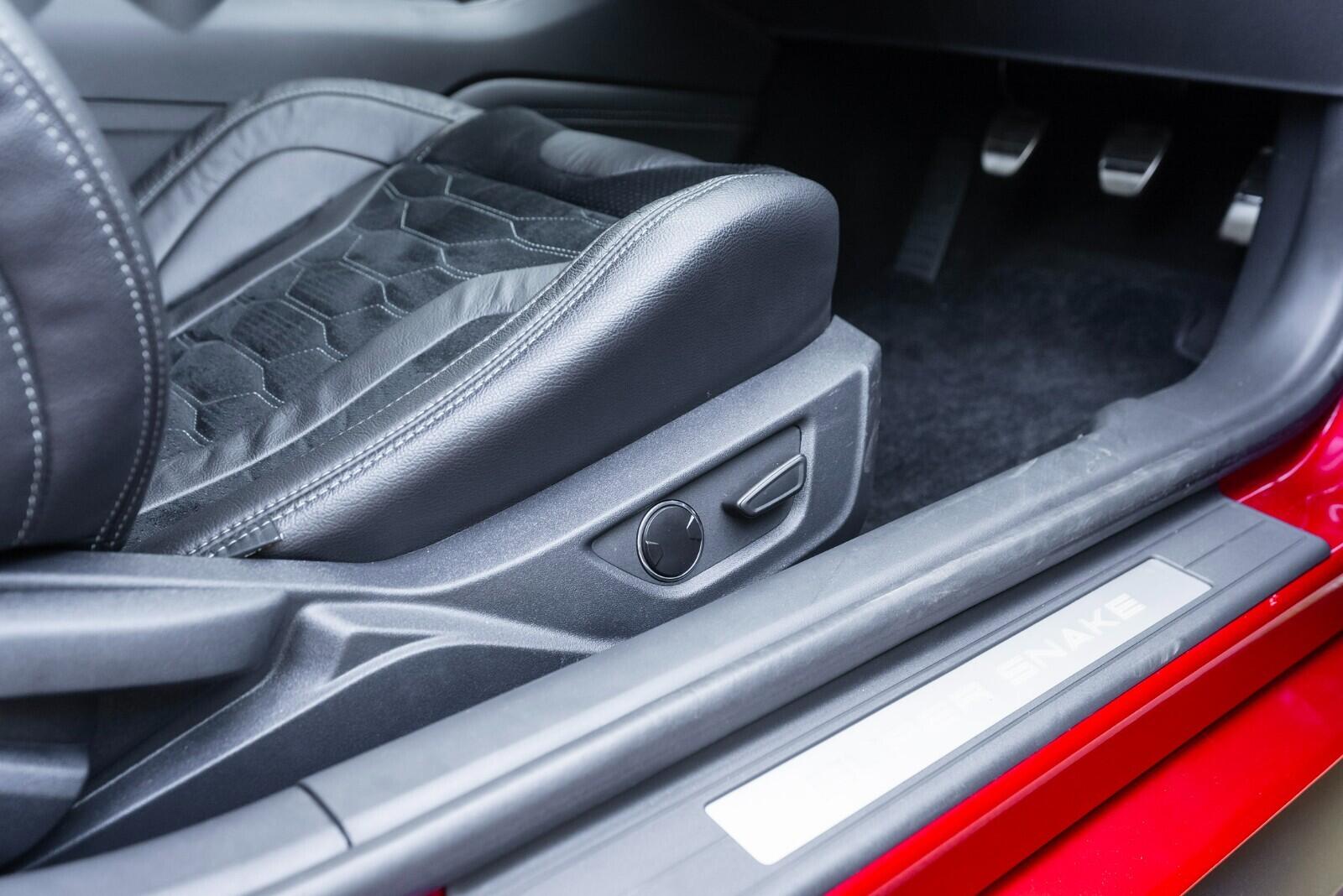 Ford Mustang view 37
