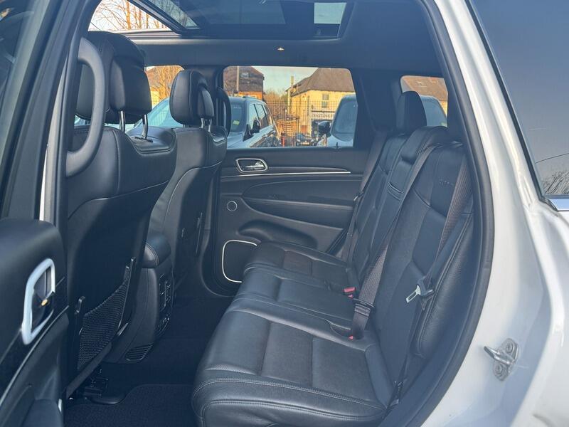 2019 Jeep Grand Cherokee 3.0 V6 MultiJetII Summit Auto 4WD Euro 6 (s/s) 5dr • 45,000 miles image 63