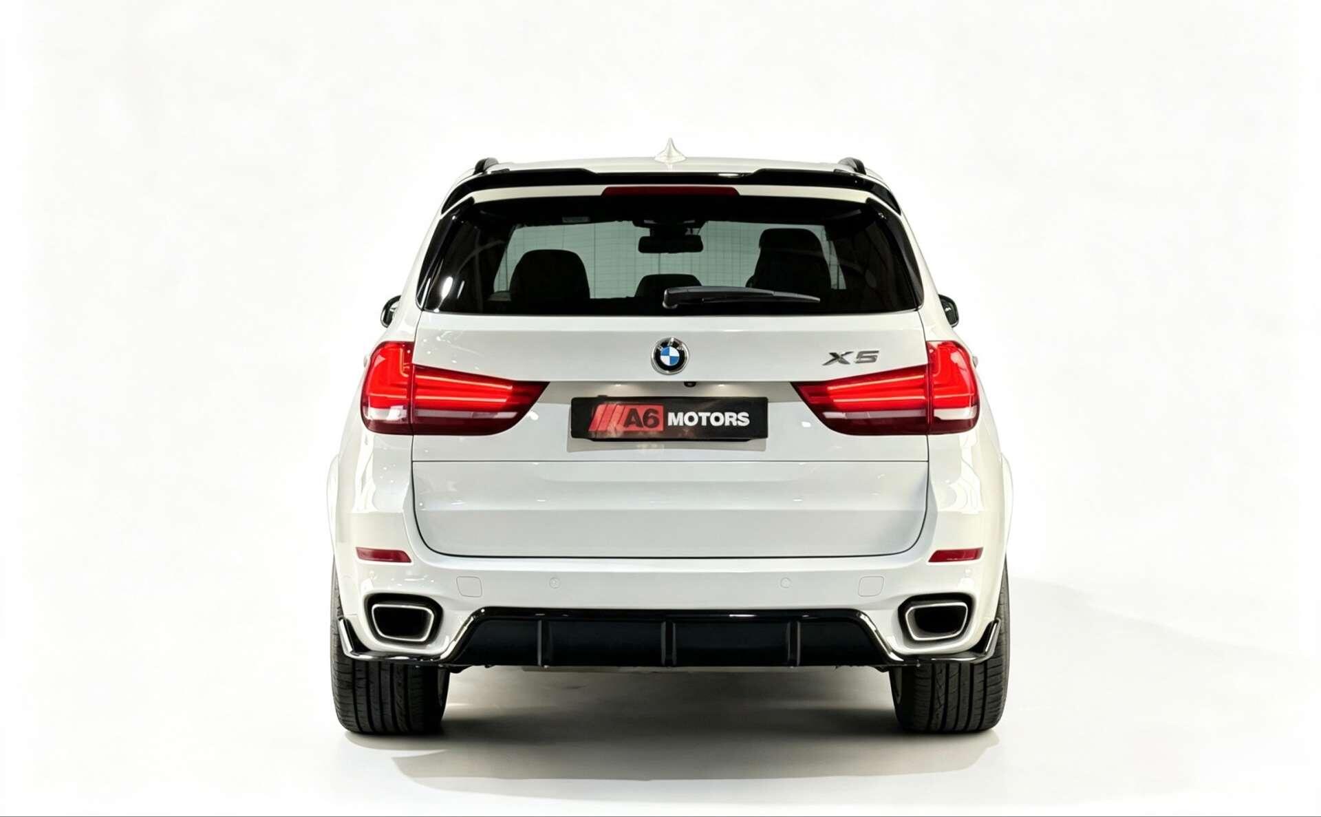 BMW X5 view 11