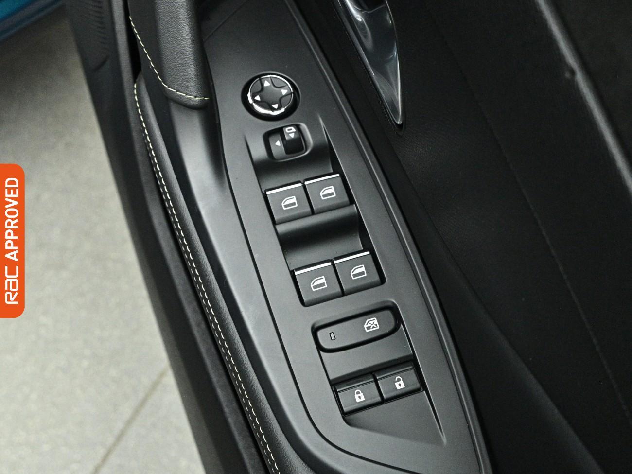Peugeot 408 view 23