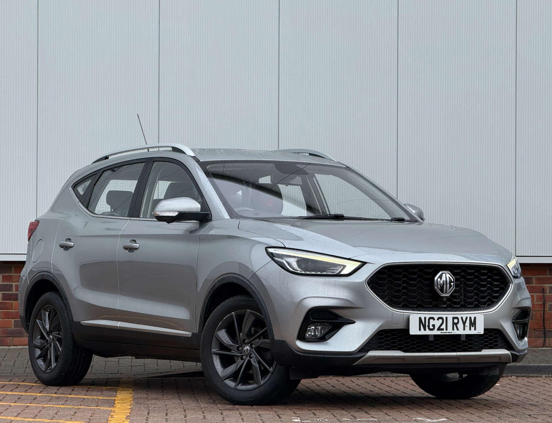 MG ZS view 7
