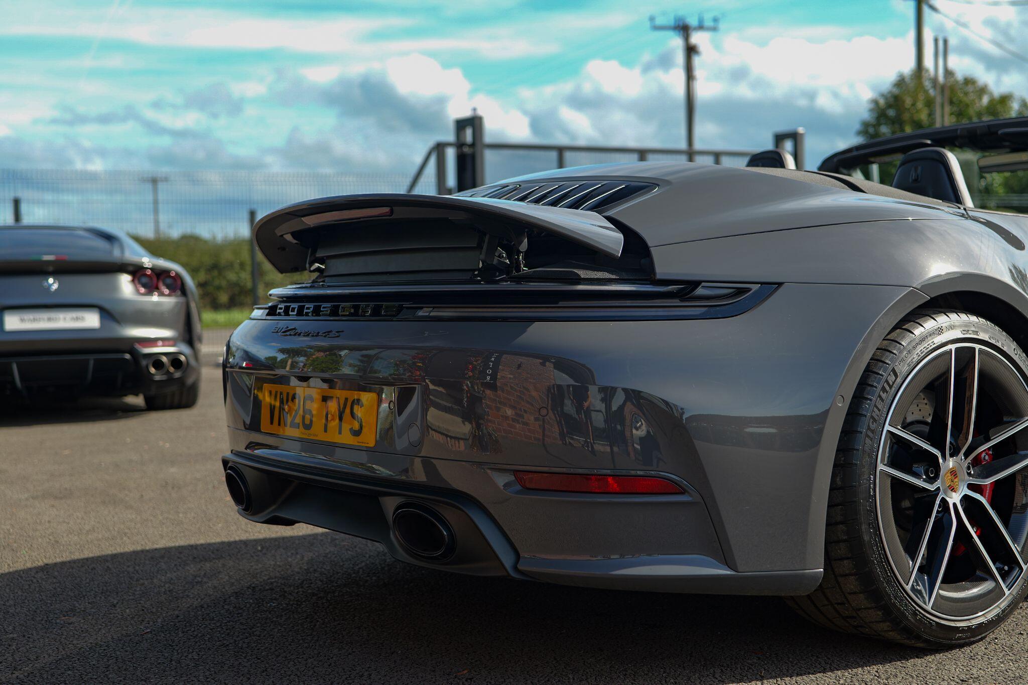 Porsche 911 view 13