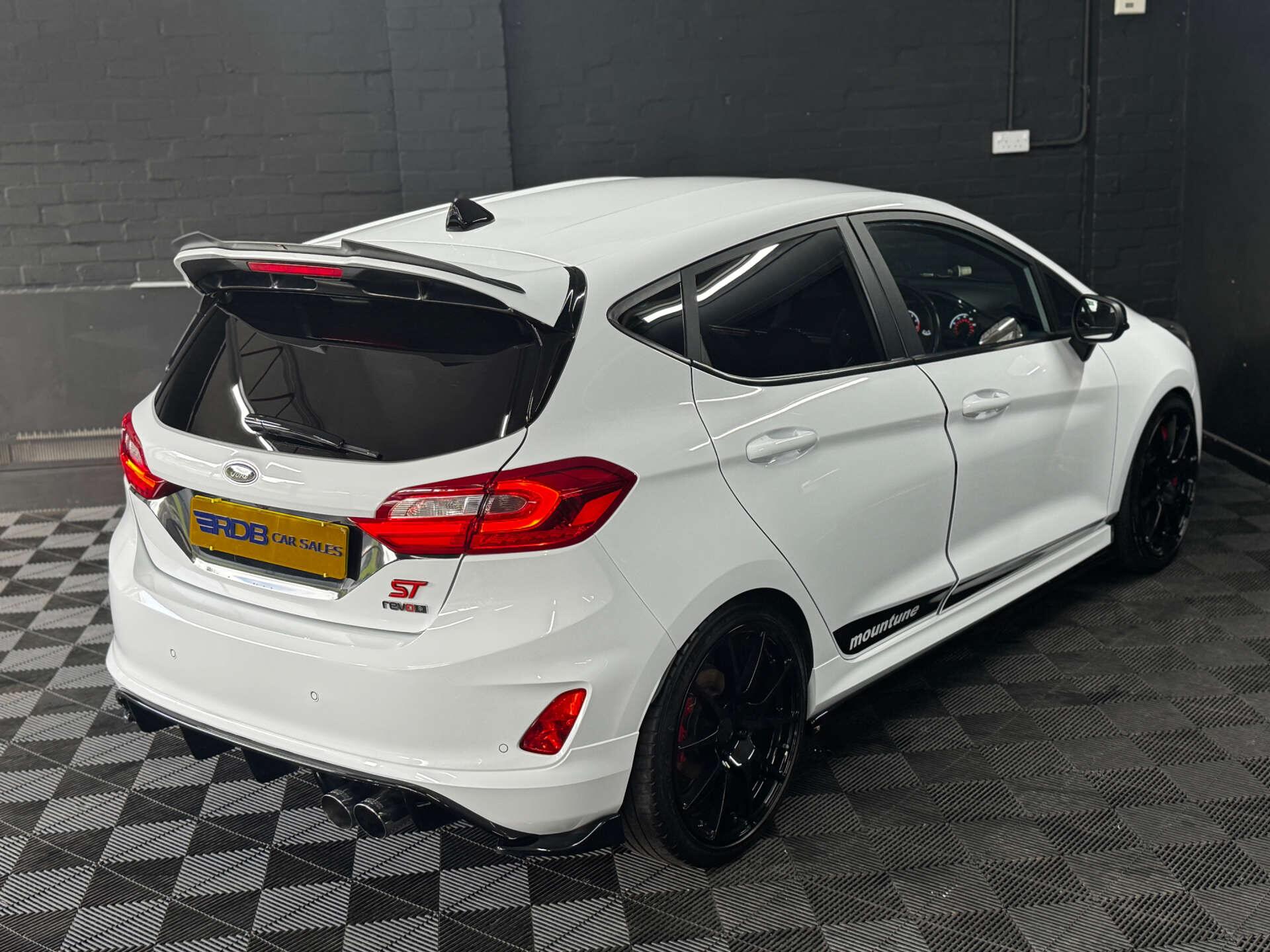 Ford Fiesta view 22