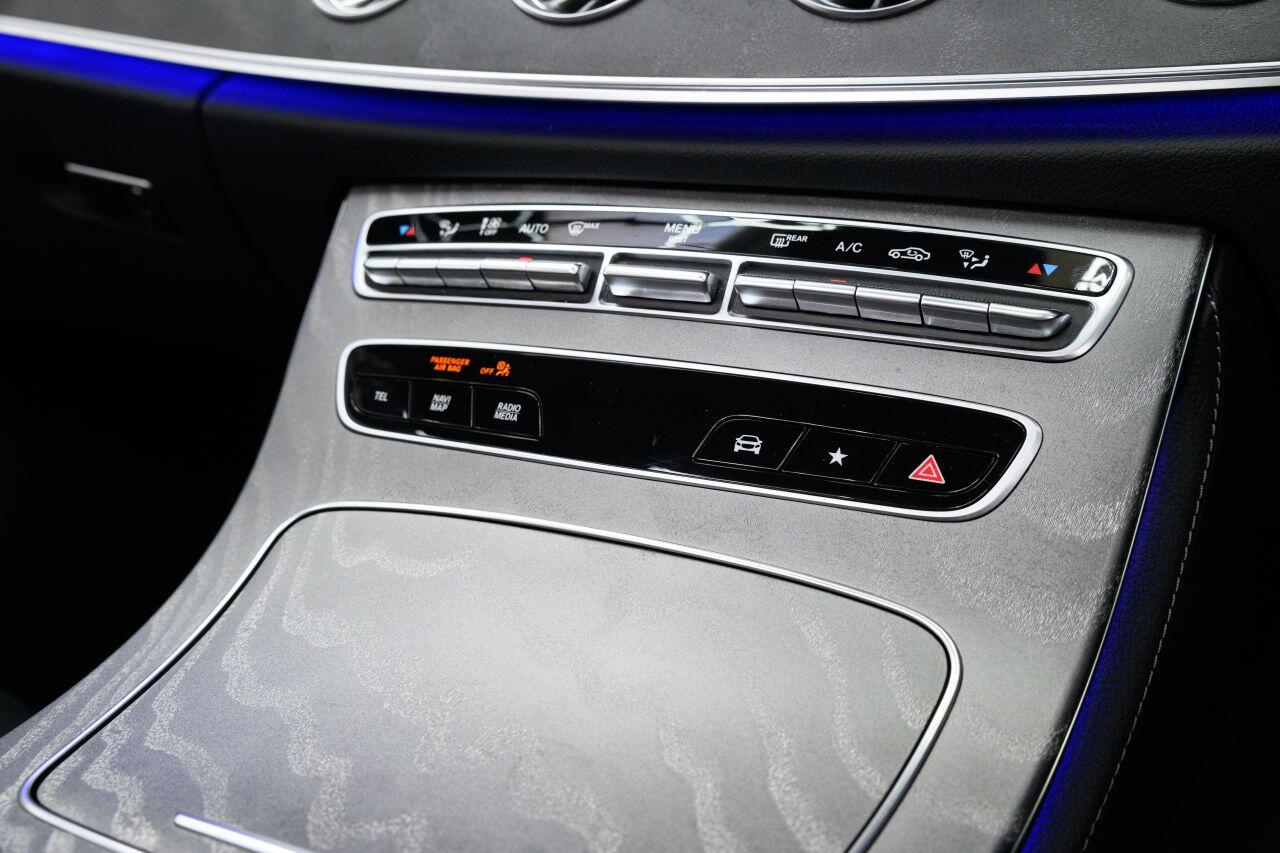 Mercedes-Benz CLS view 42