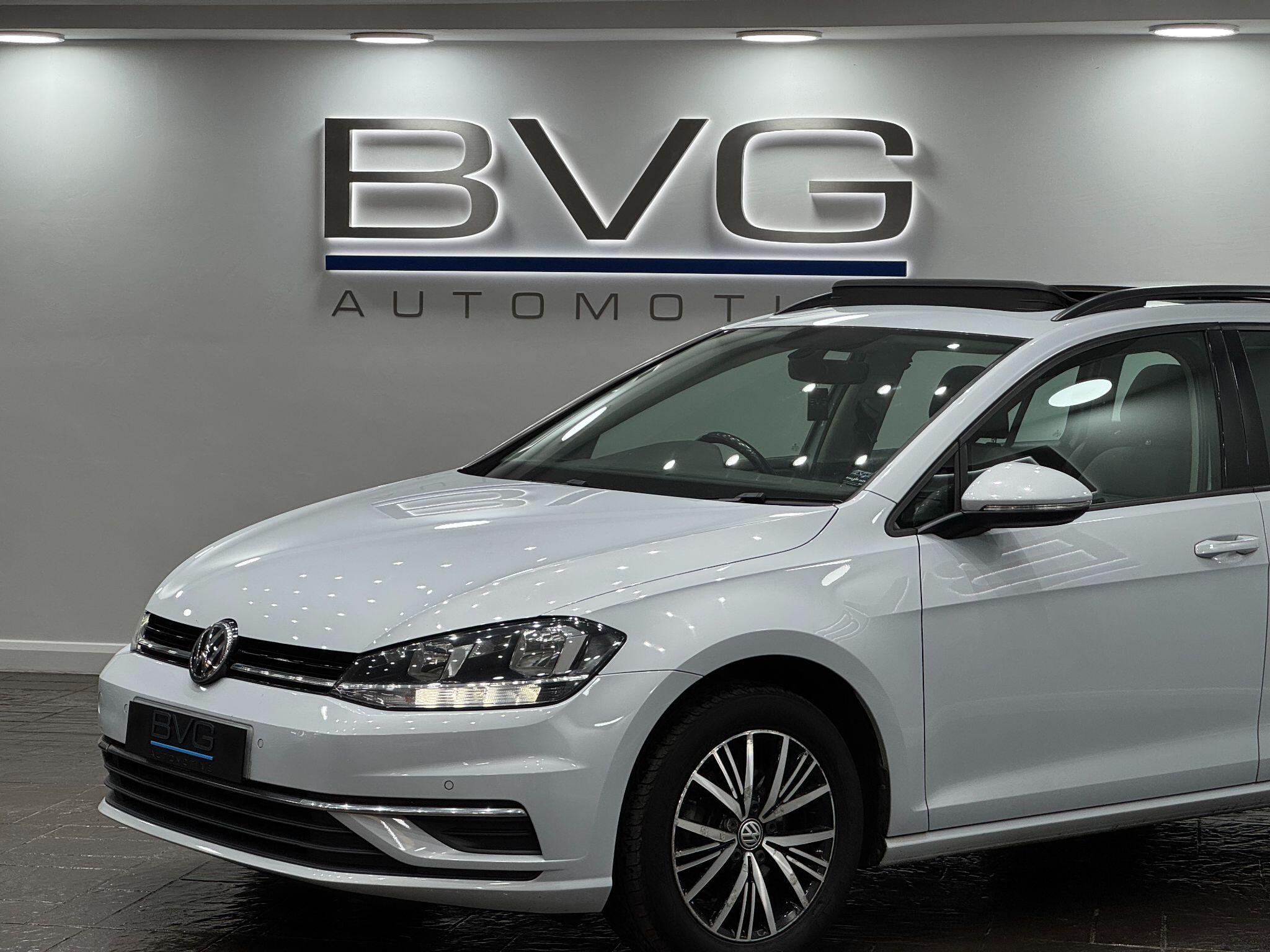 Volkswagen Golf view 7