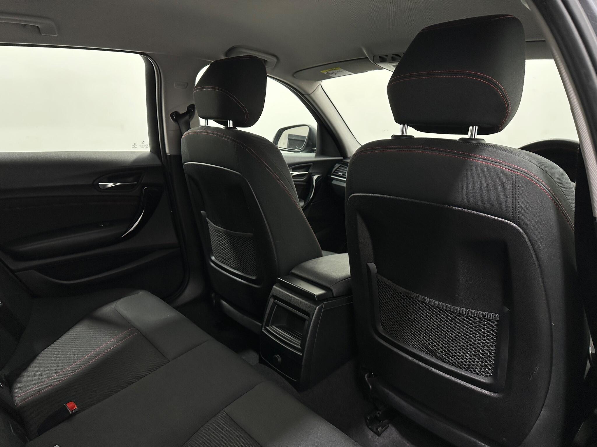 BMW 1 Series view 41