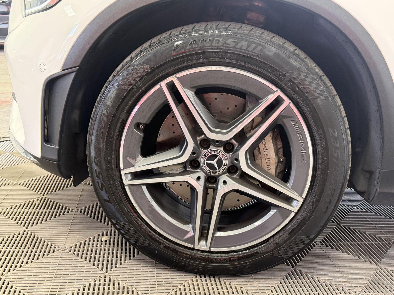 Mercedes-Benz GLC view 22