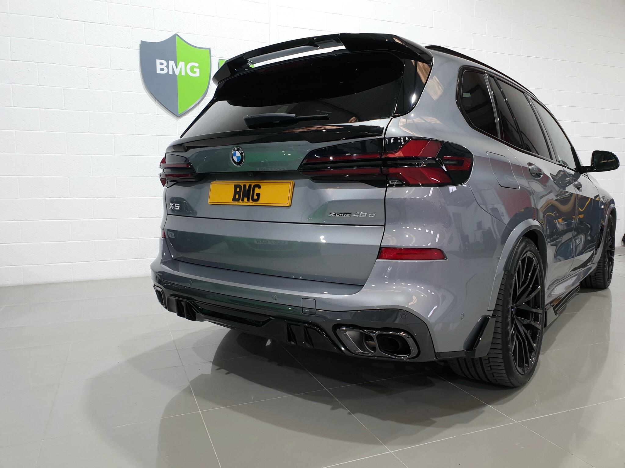 BMW X5 view 18
