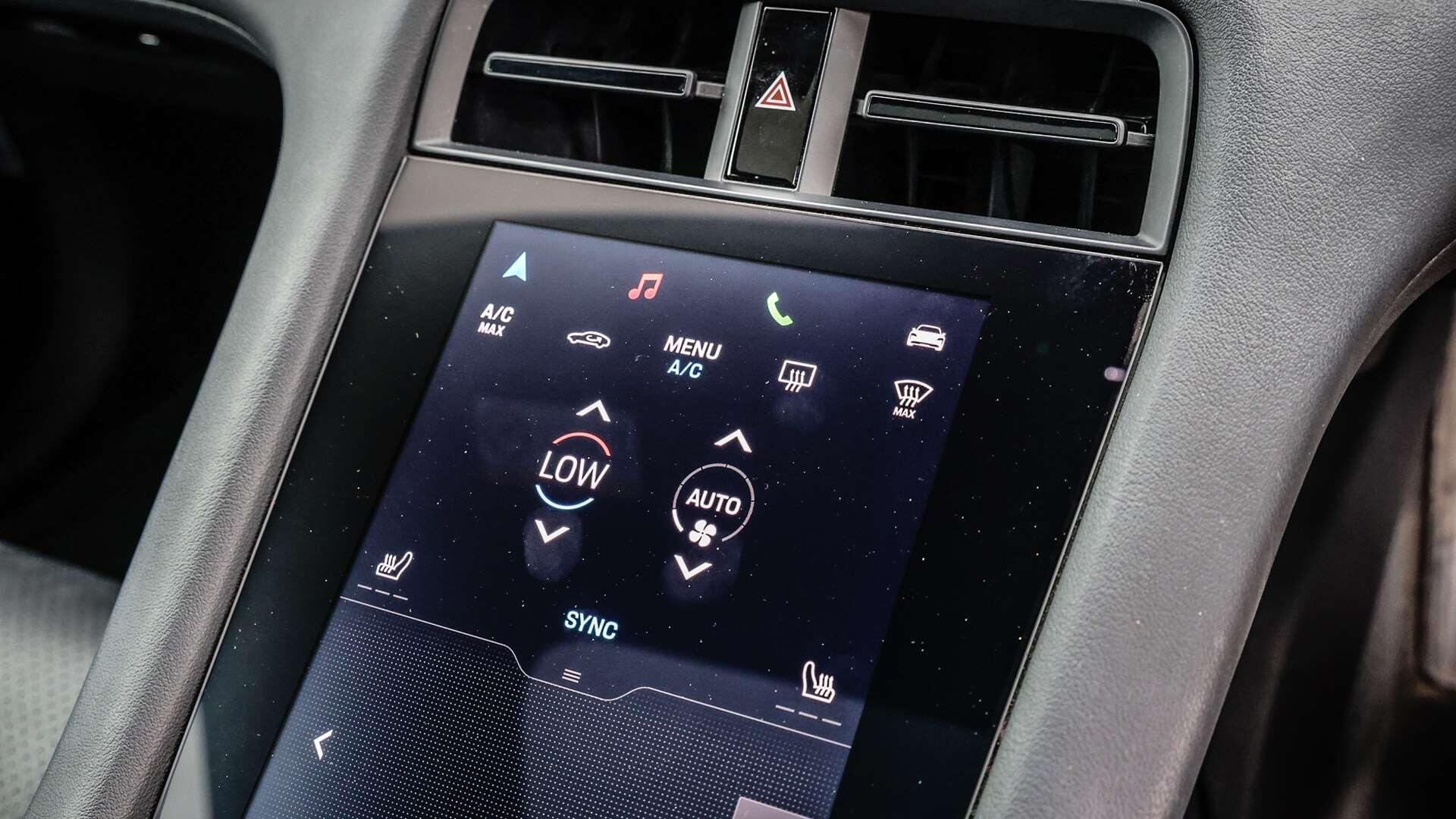 Porsche Taycan view 20