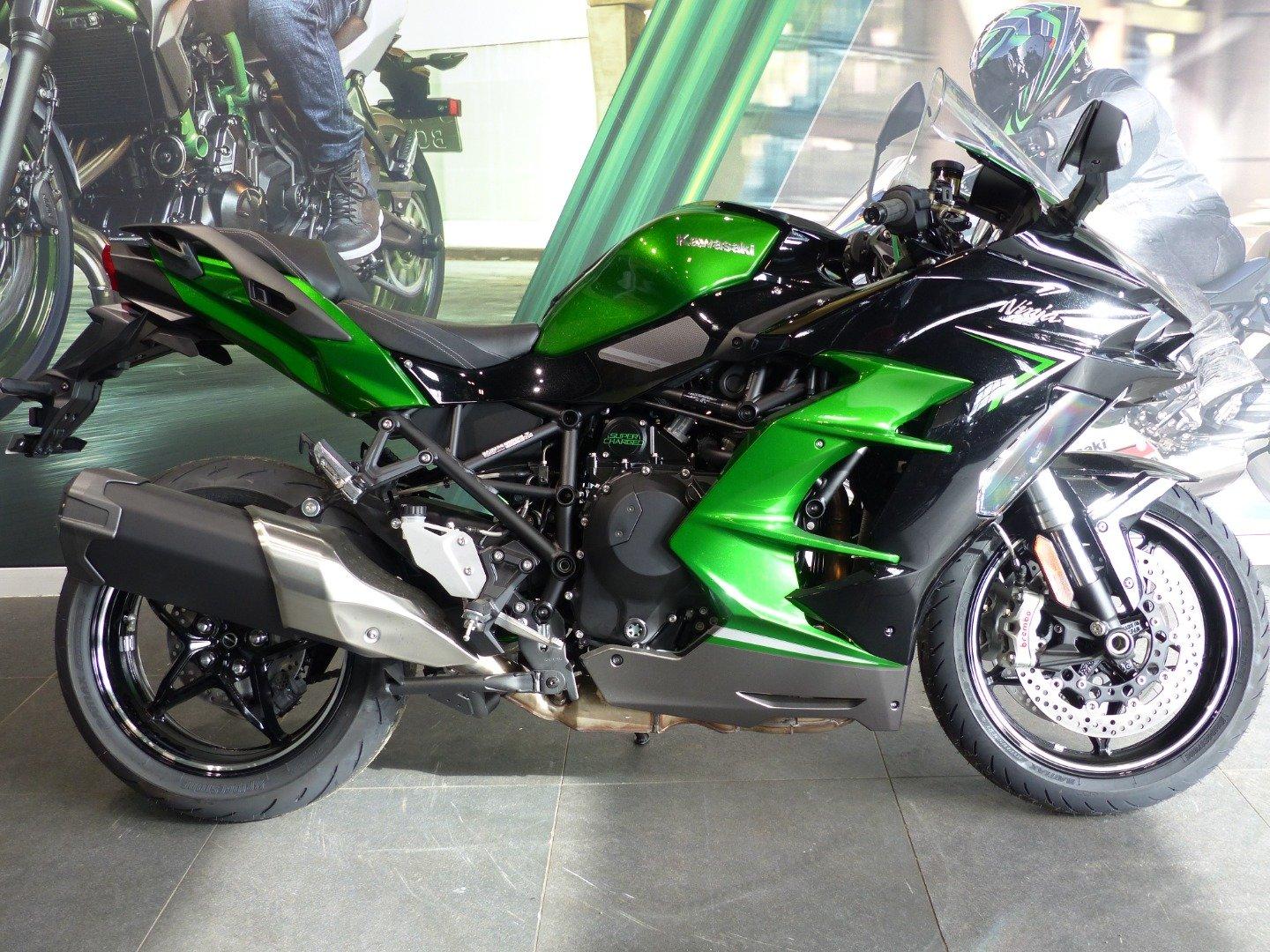 NINJA H2 SX SE