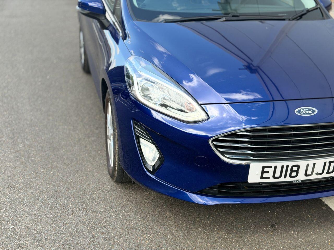 Ford Fiesta view 66