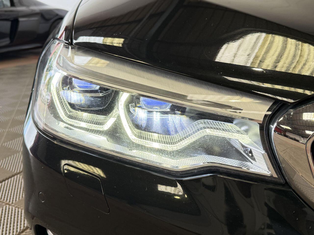 BMW 5 Series view 26