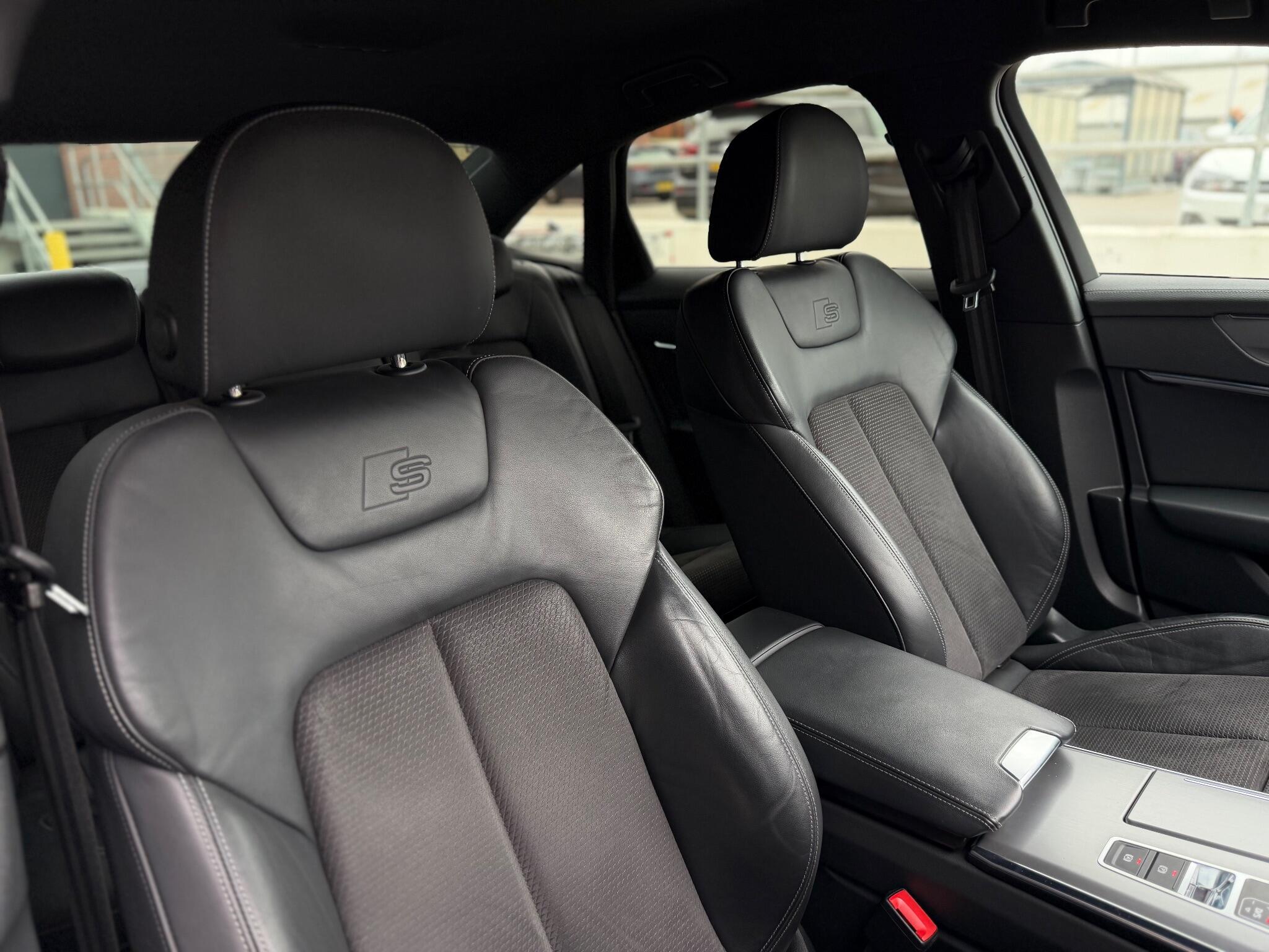 Audi A6 view 25