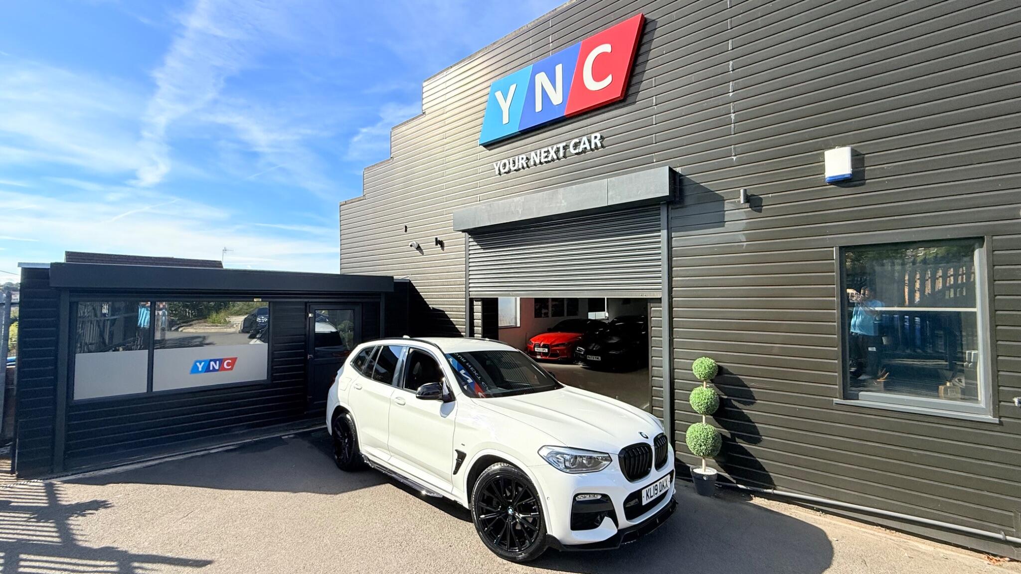 BMW X3 view 6