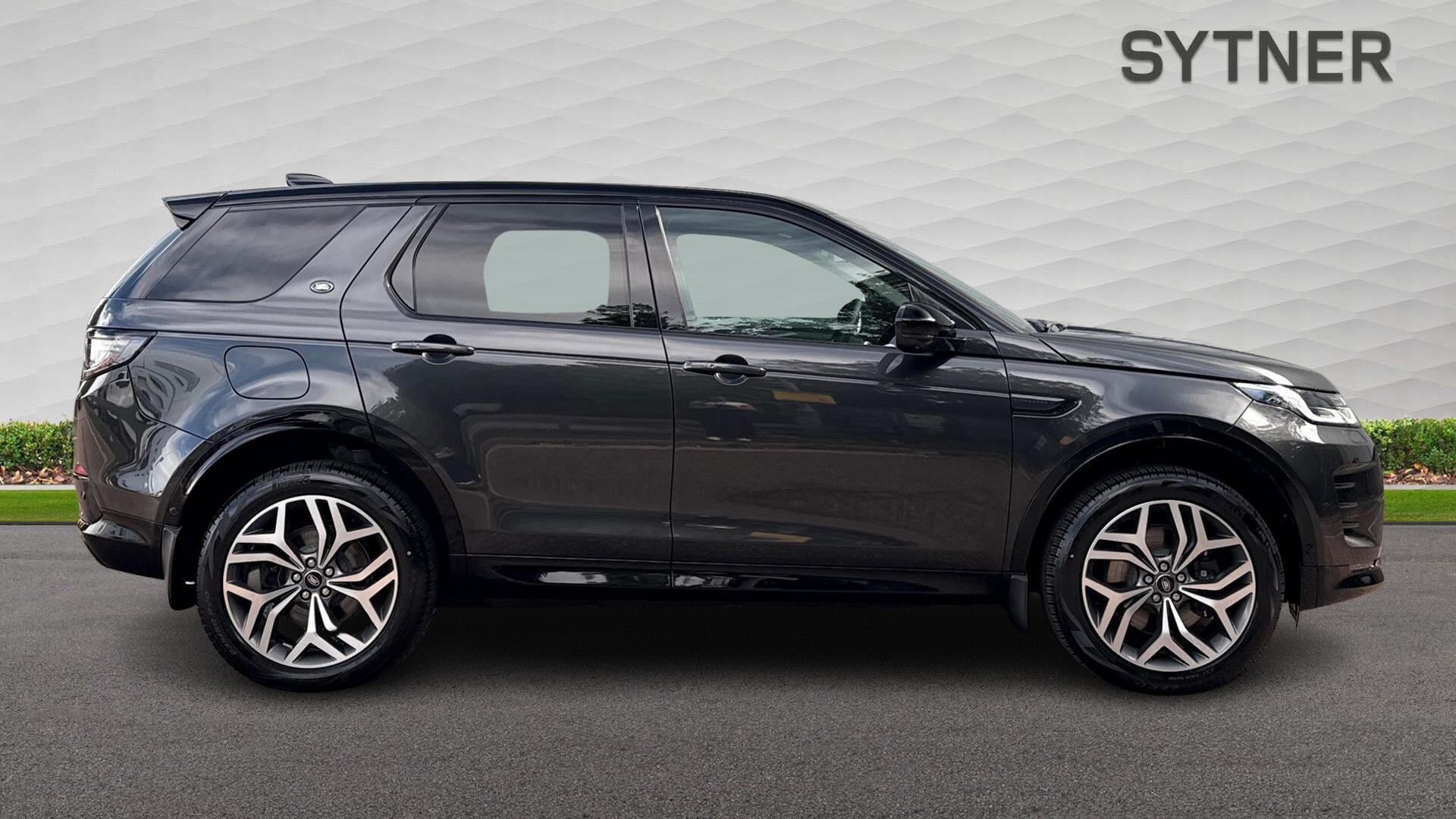 Land Rover Discovery Sport view 5