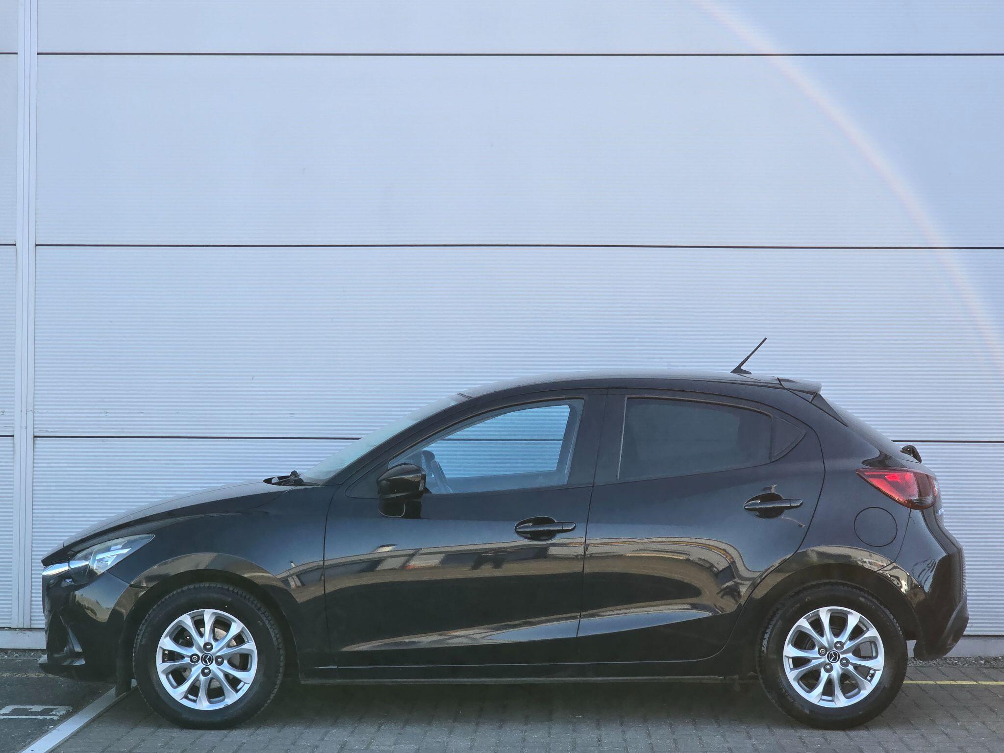 Mazda Mazda2 view 9