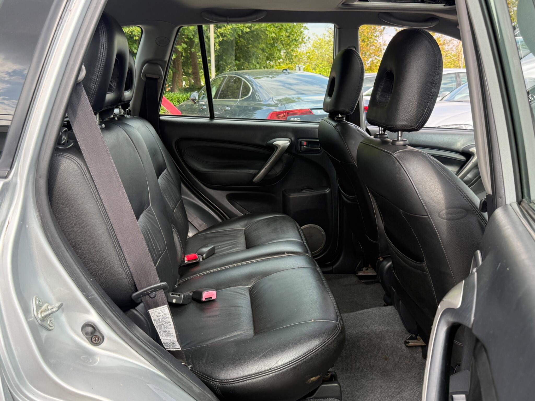 Toyota {Other Models} - Image 35
