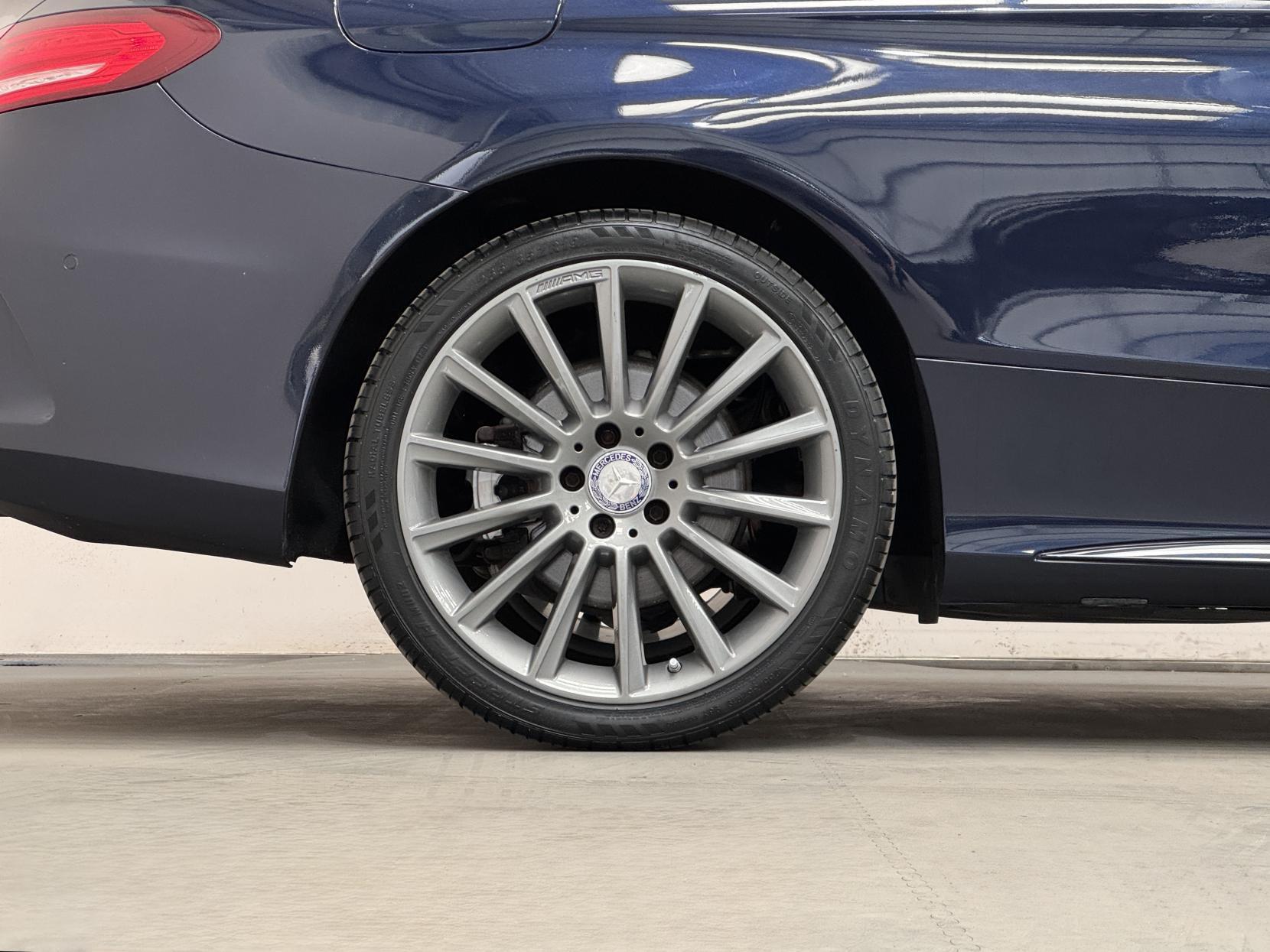 Mercedes-Benz C Class view 18
