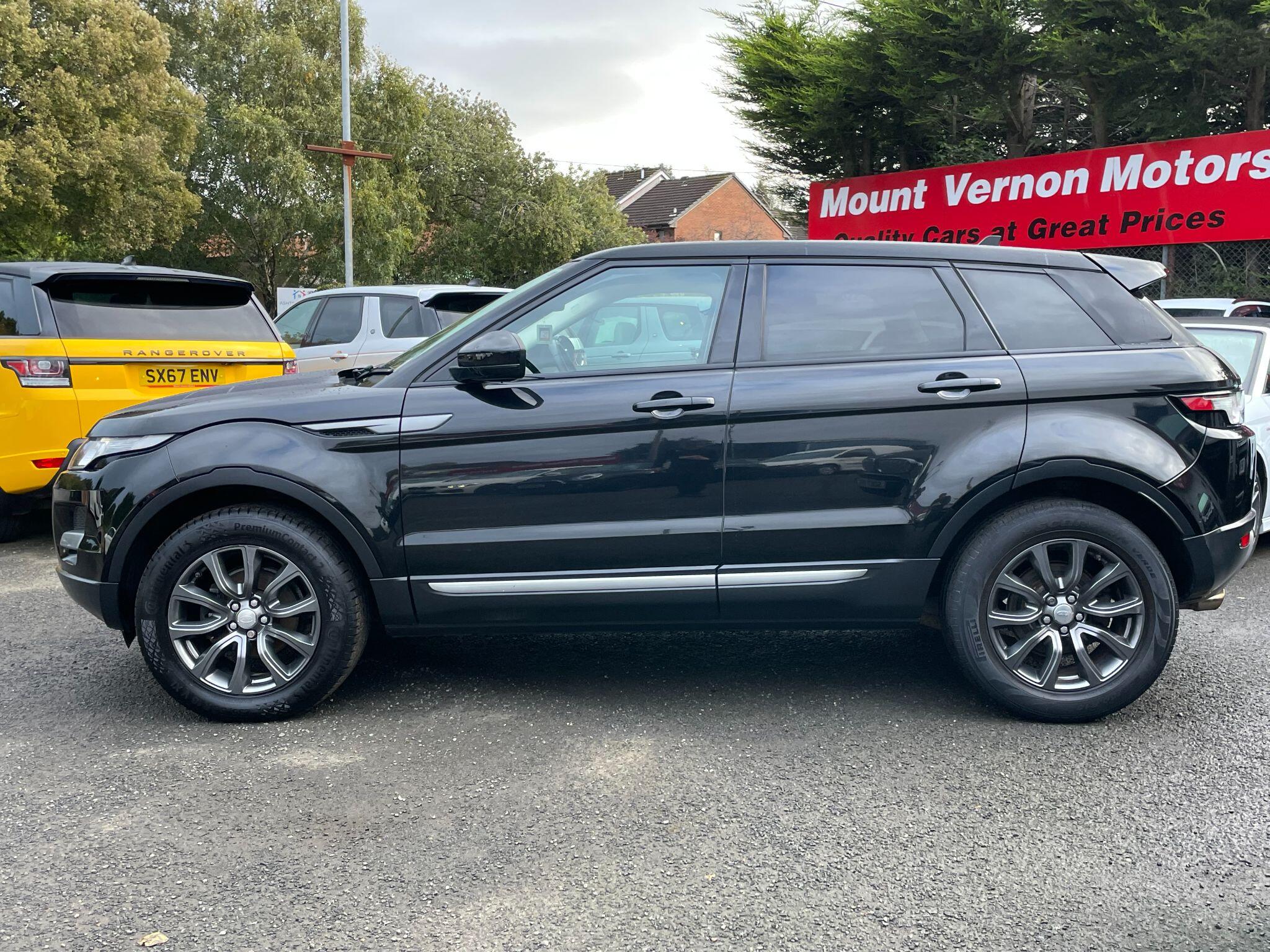 Land Rover Range Rover Evoque view 9