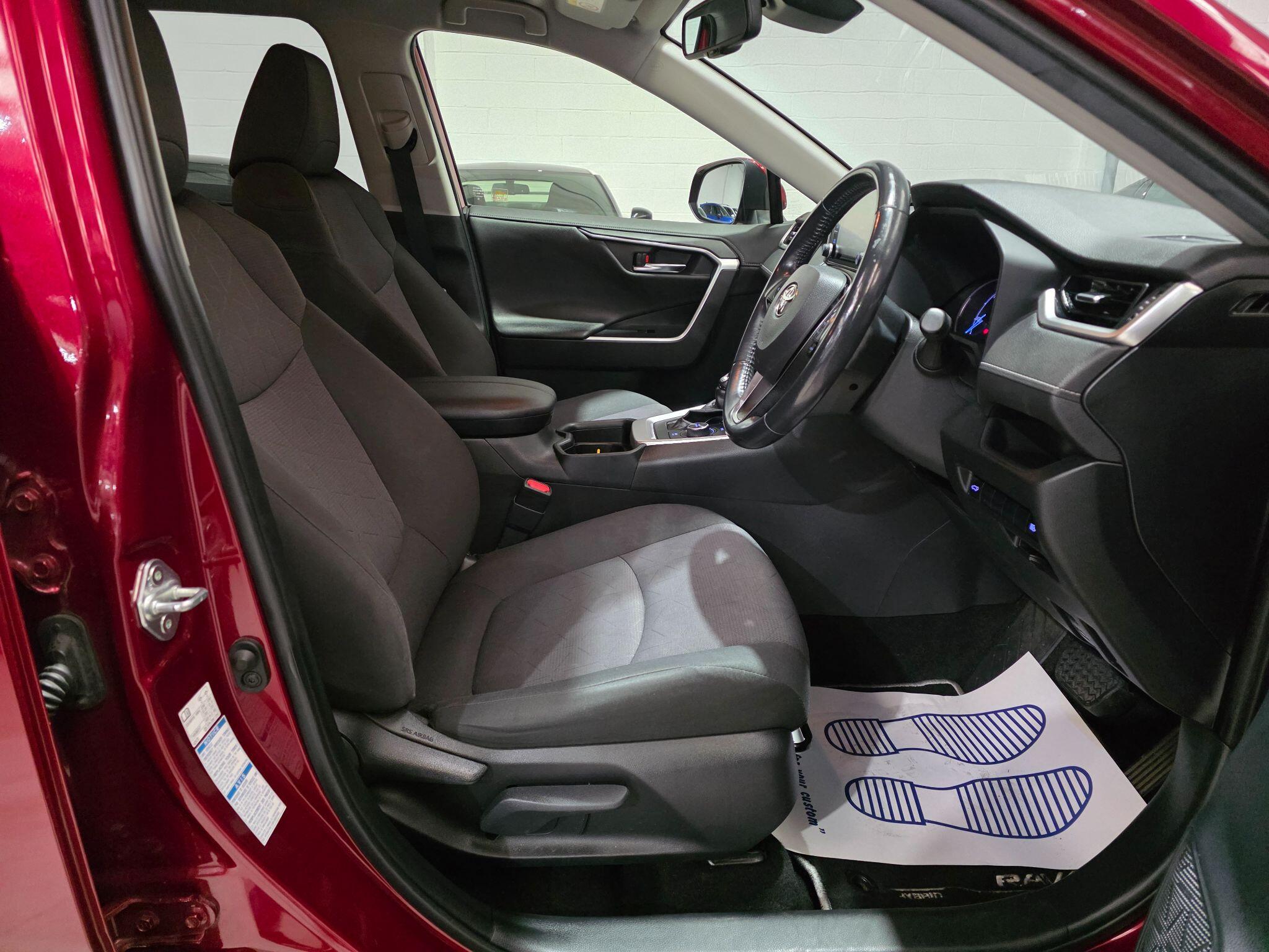 Toyota Rav4 view 6