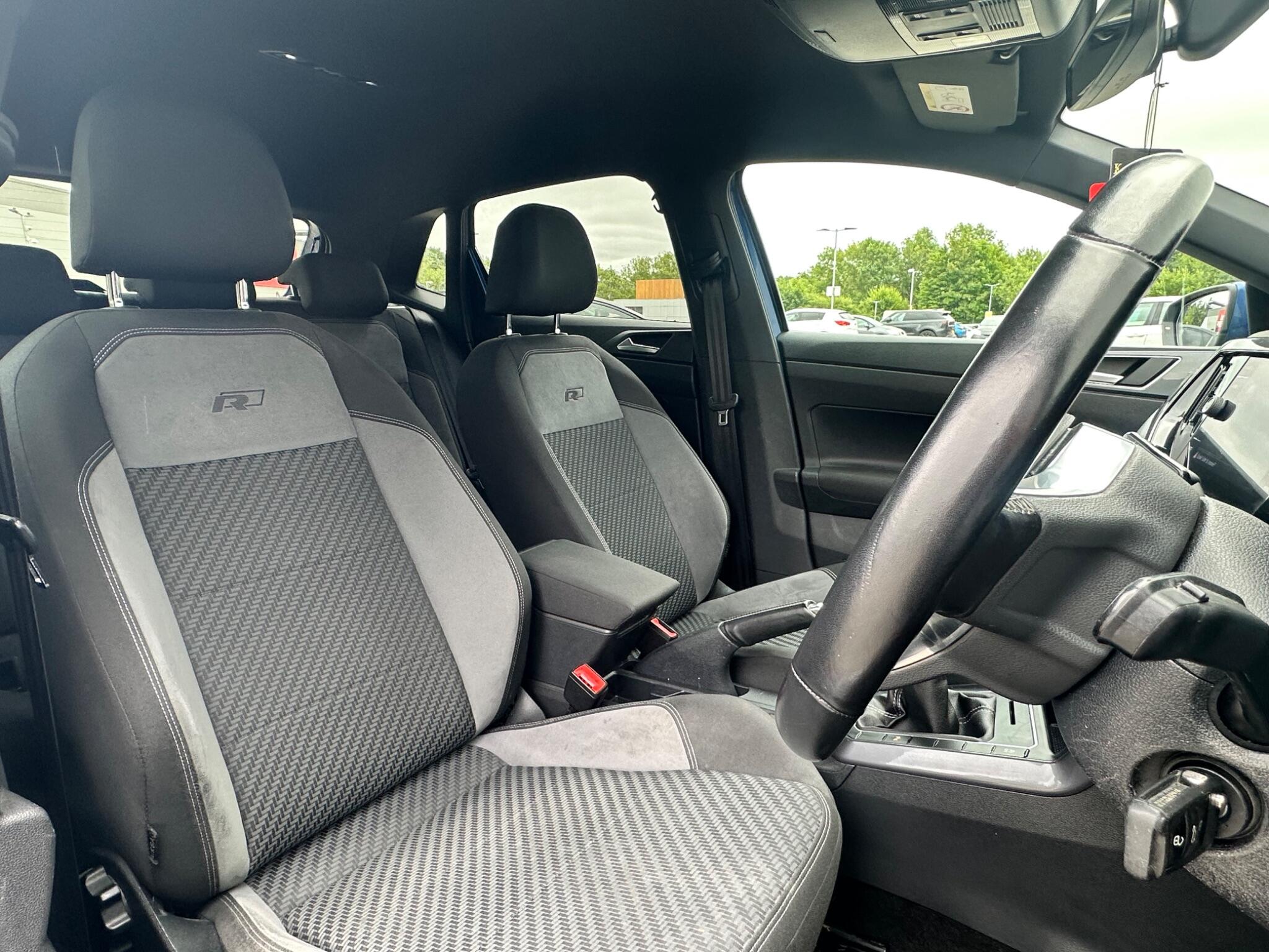 Volkswagen Polo view 28