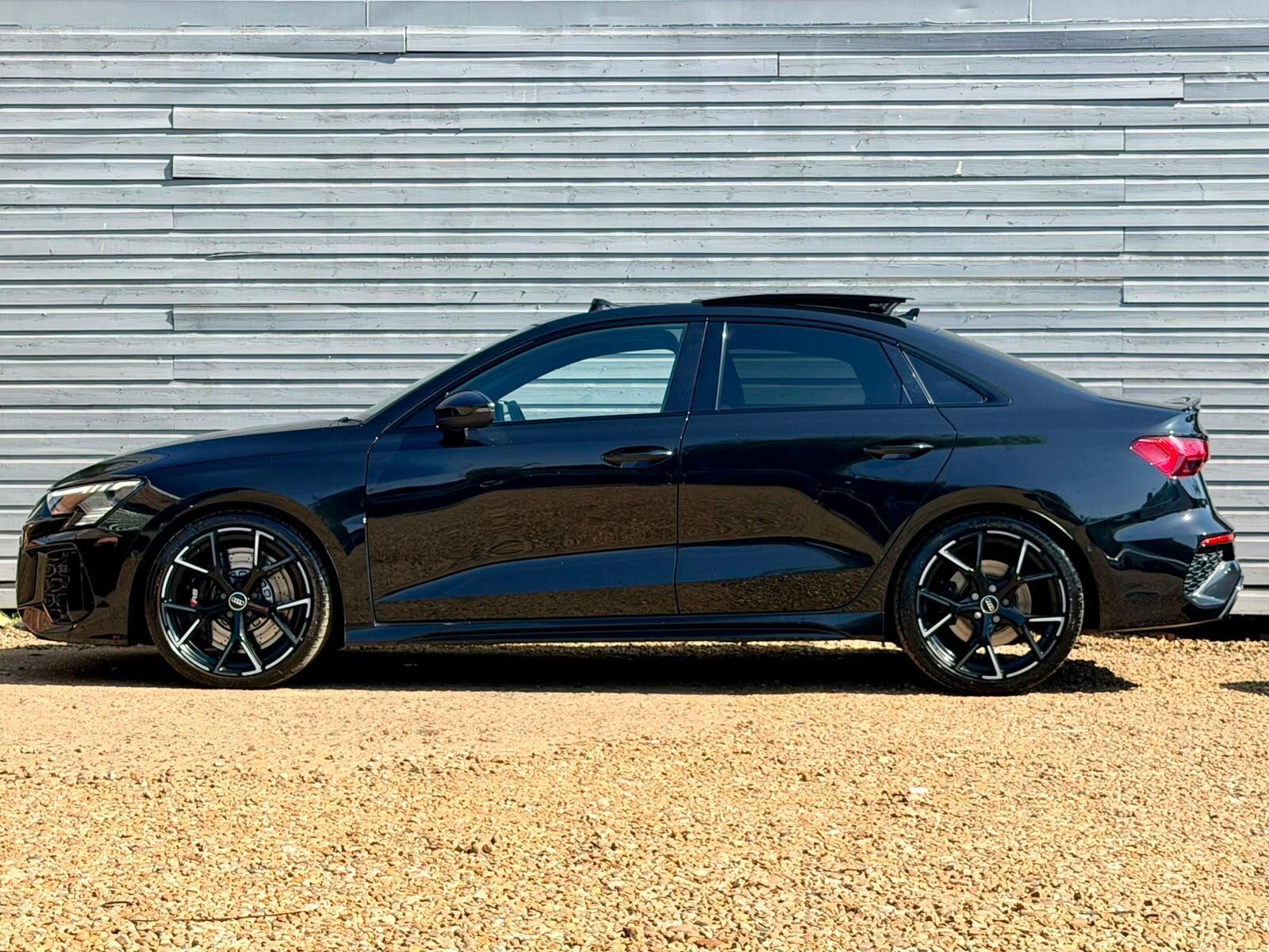 Audi RS3 view 9