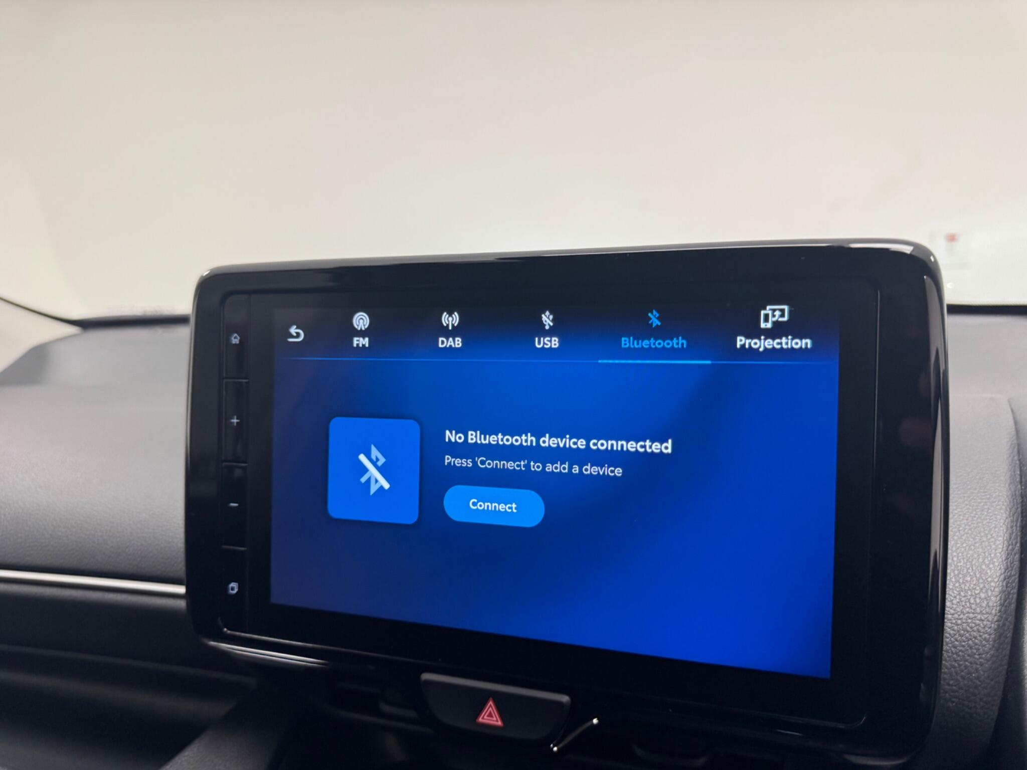Toyota Yaris view 18
