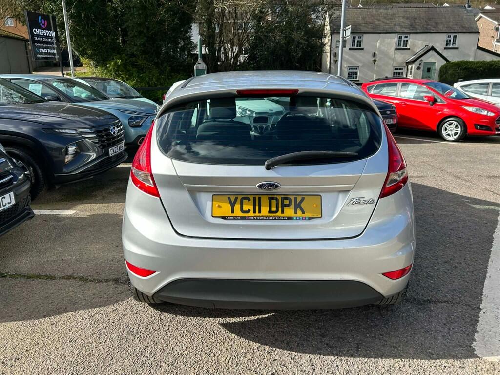 Ford Fiesta view 3