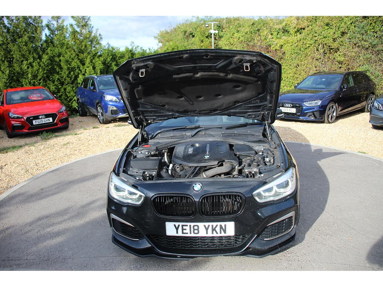 BMW 1 Series view 23