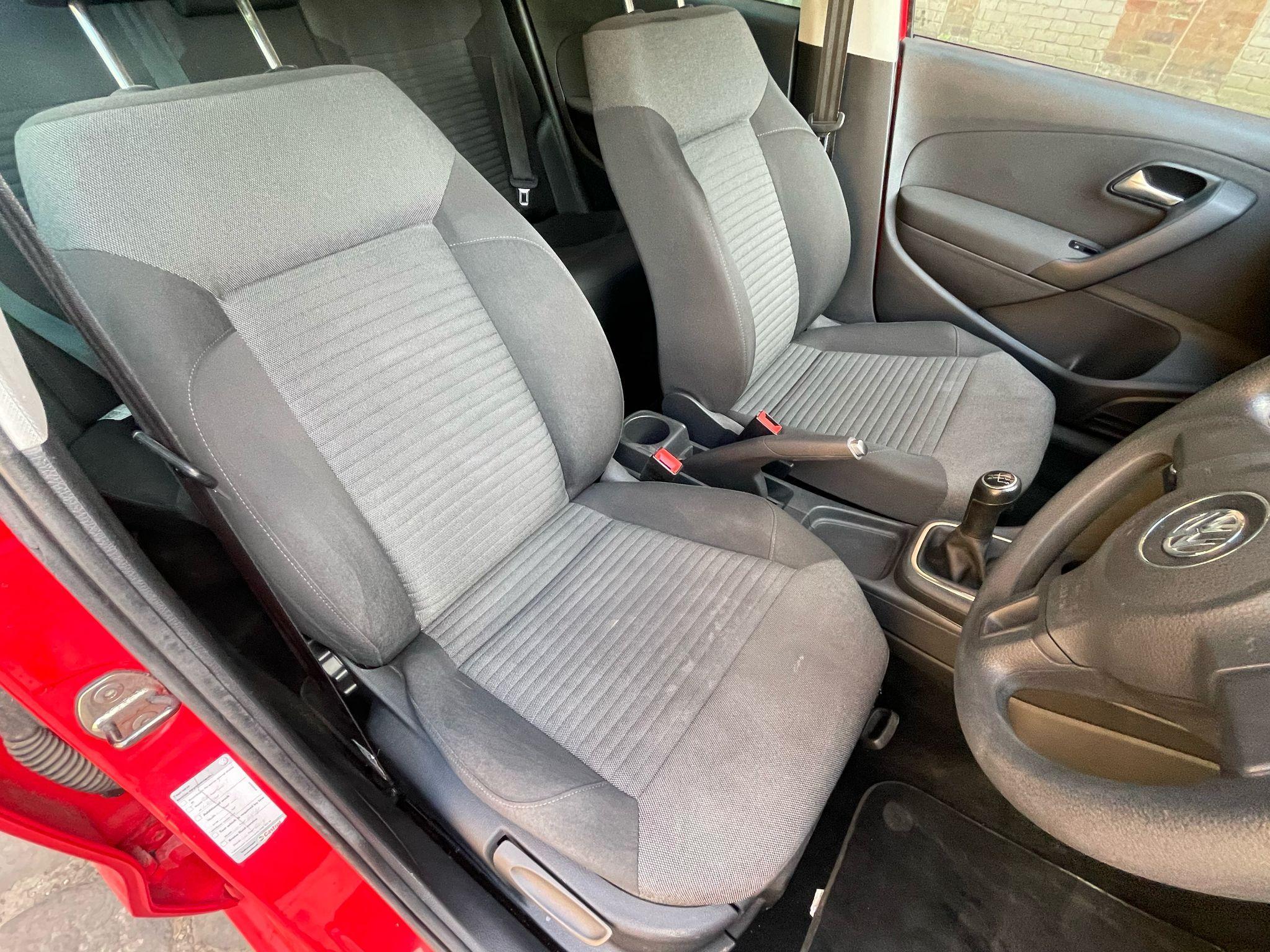 Volkswagen Polo view 13