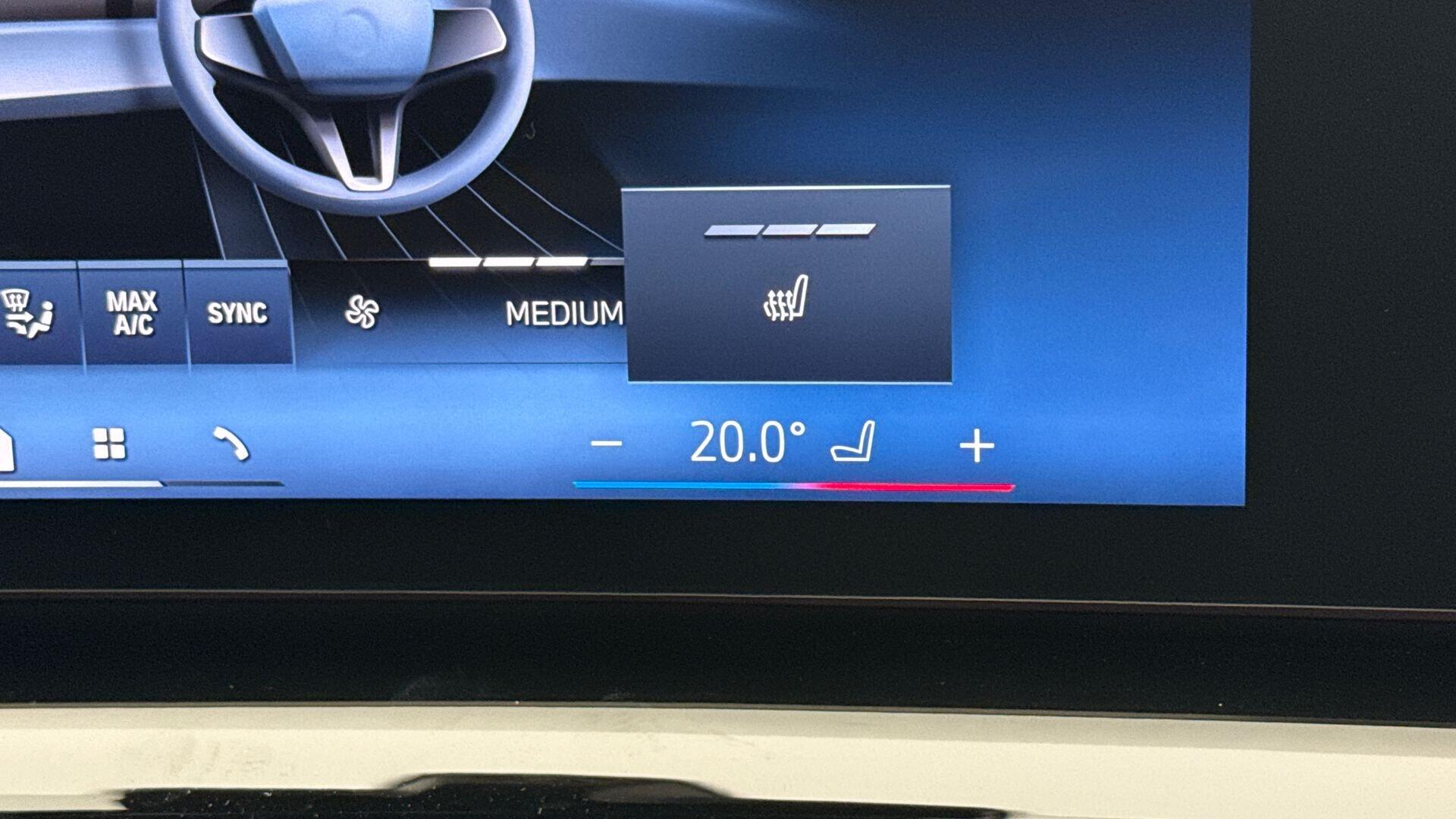 BMW 5 Series view 27