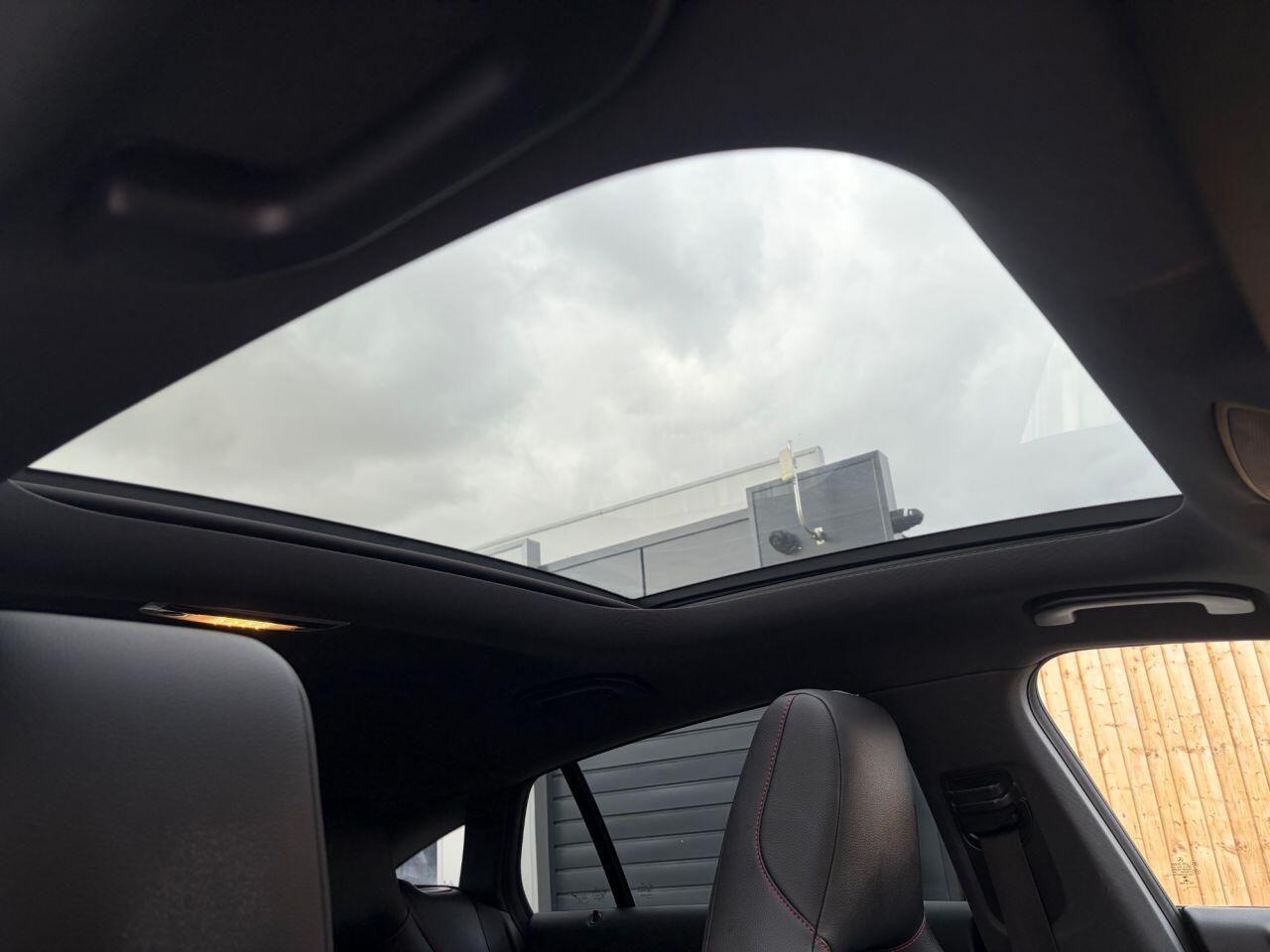 Mercedes-Benz Cla view 34