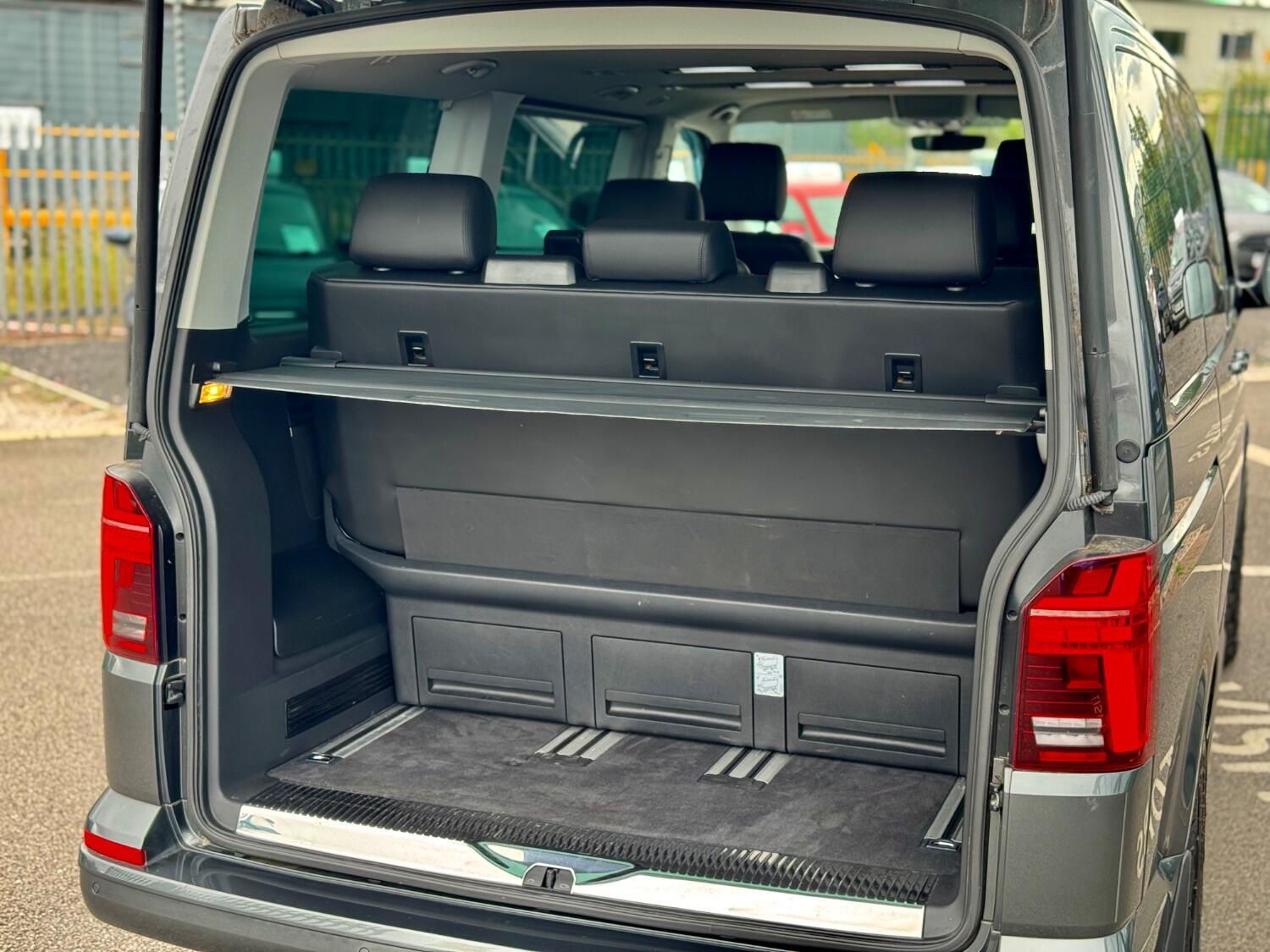 Volkswagen Caravelle view 60
