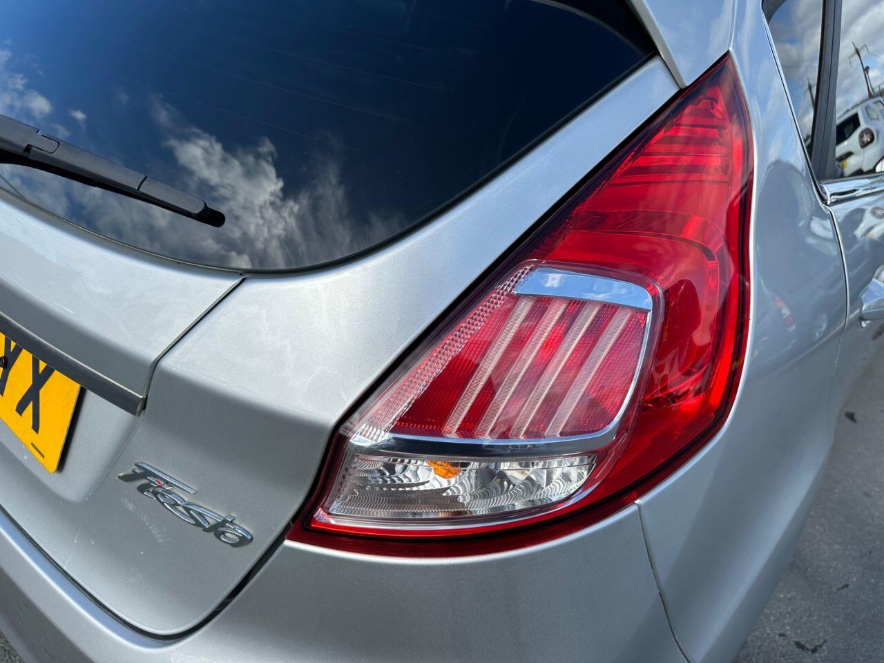 Ford Fiesta view 27