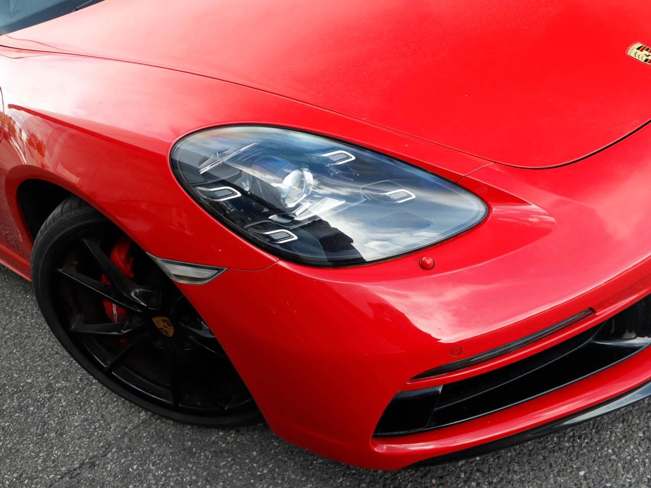 Porsche Cayman view 27