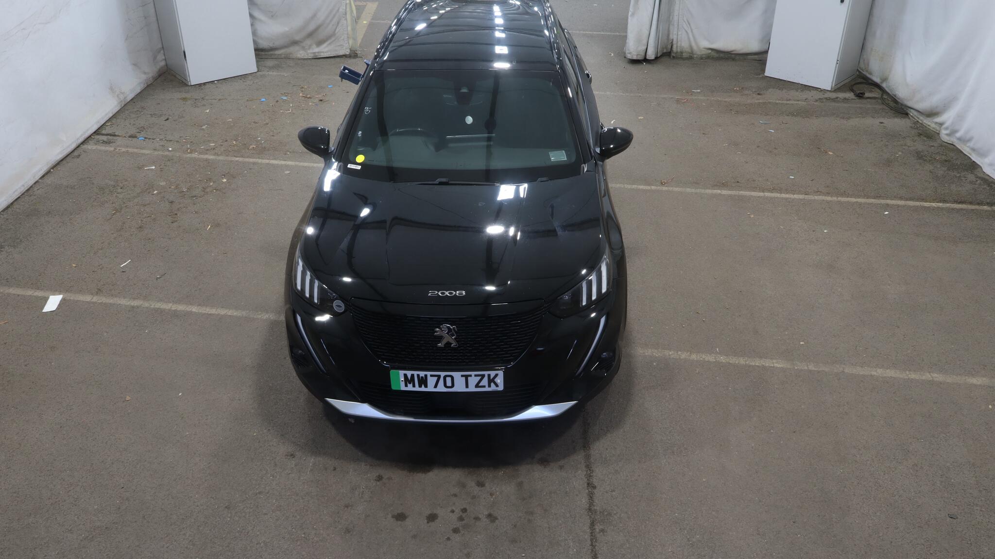 Peugeot e-2008 view 7