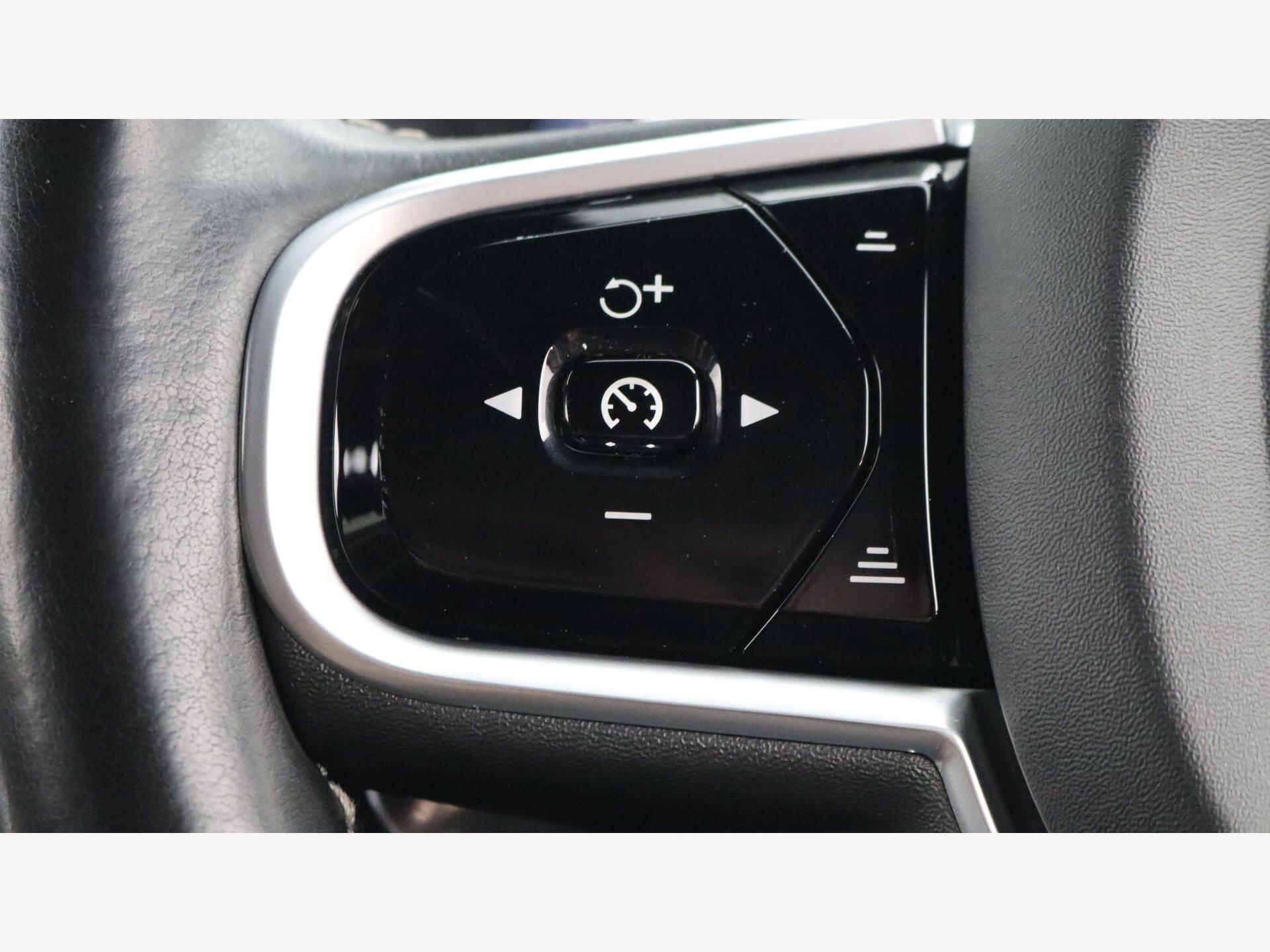 Volvo V90 view 22