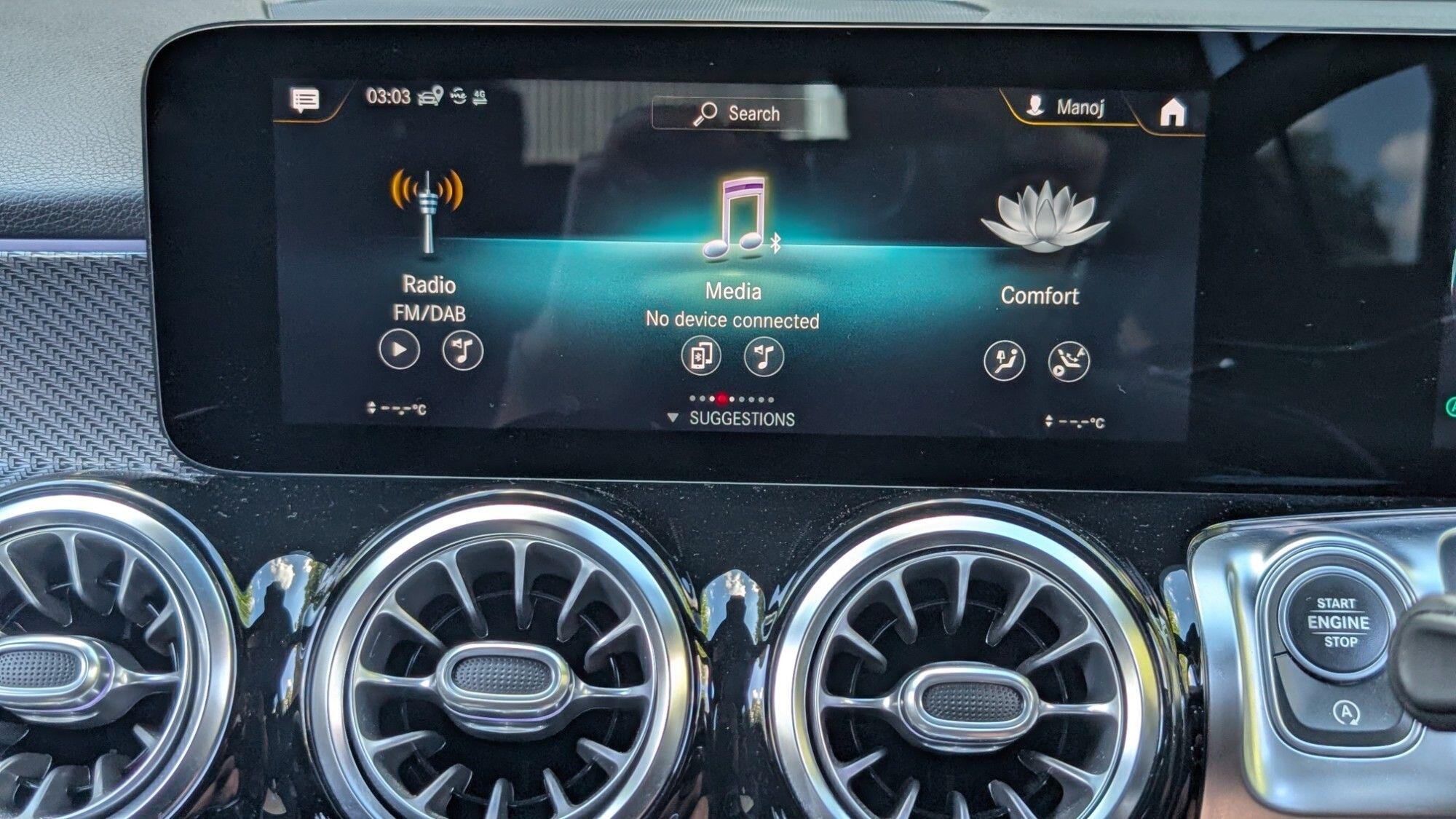 Mercedes-Benz GLB view 20