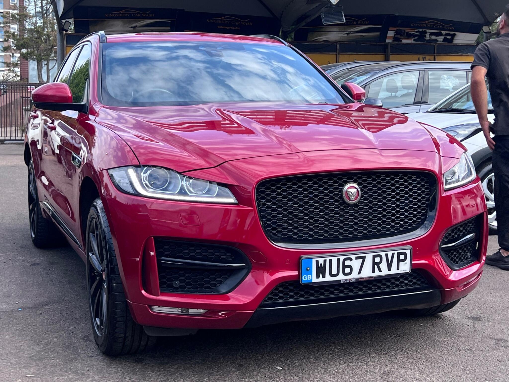 Jaguar F-Pace main image