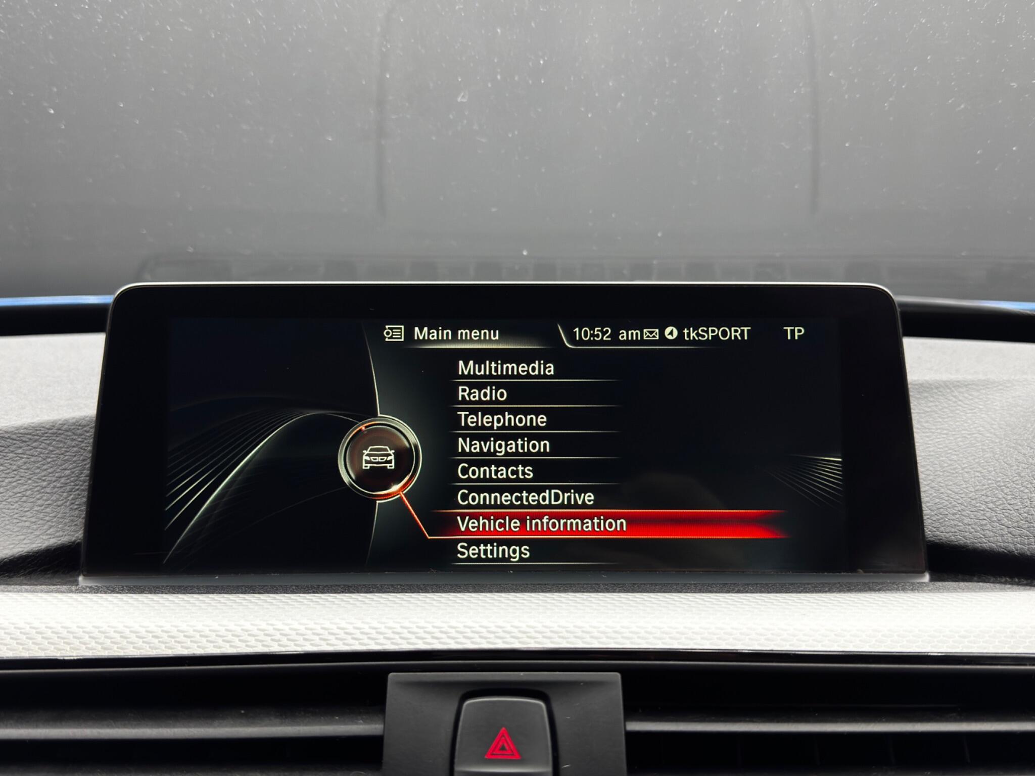 BMW 3 Series view 29