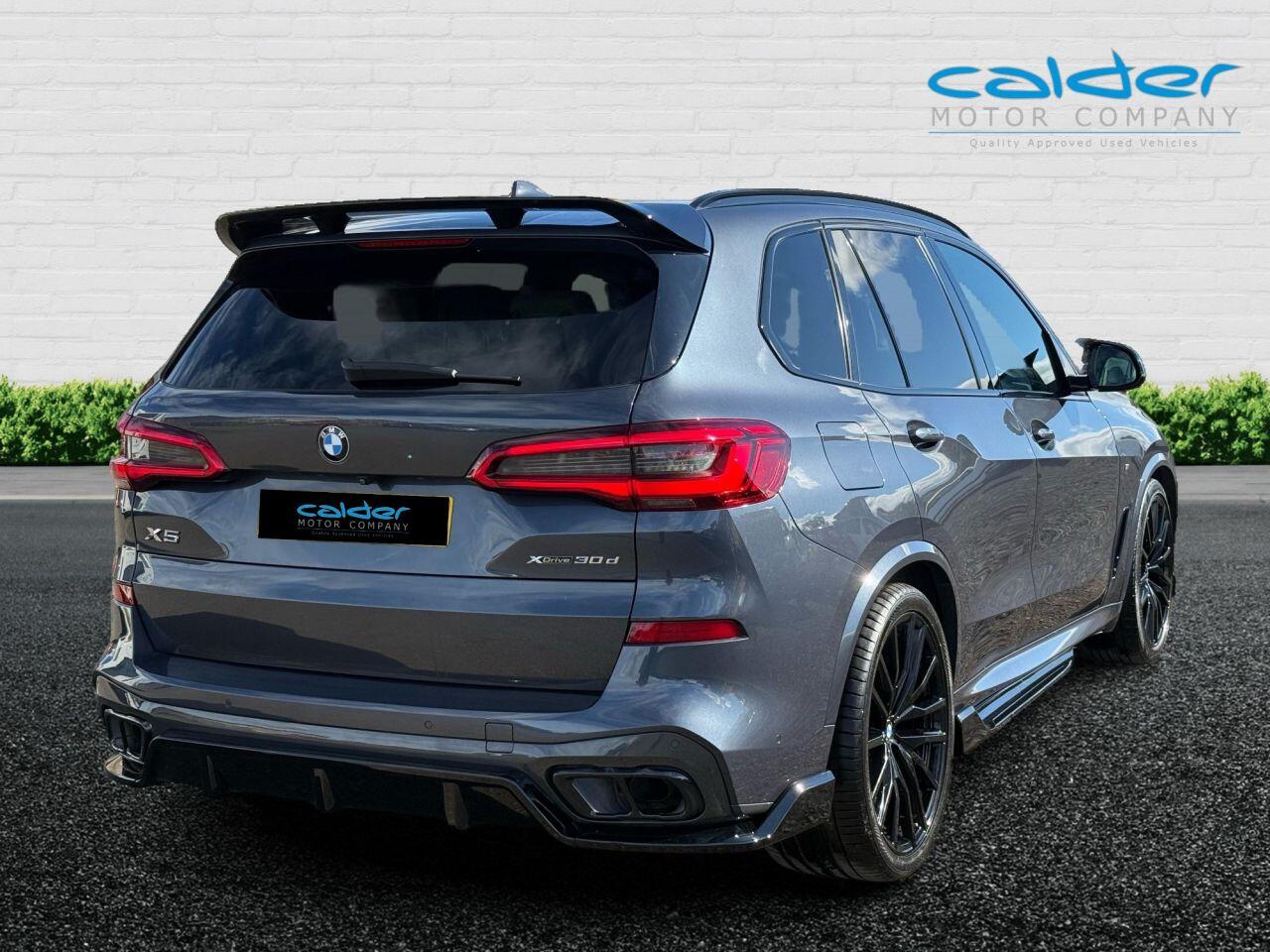 BMW X5 view 13