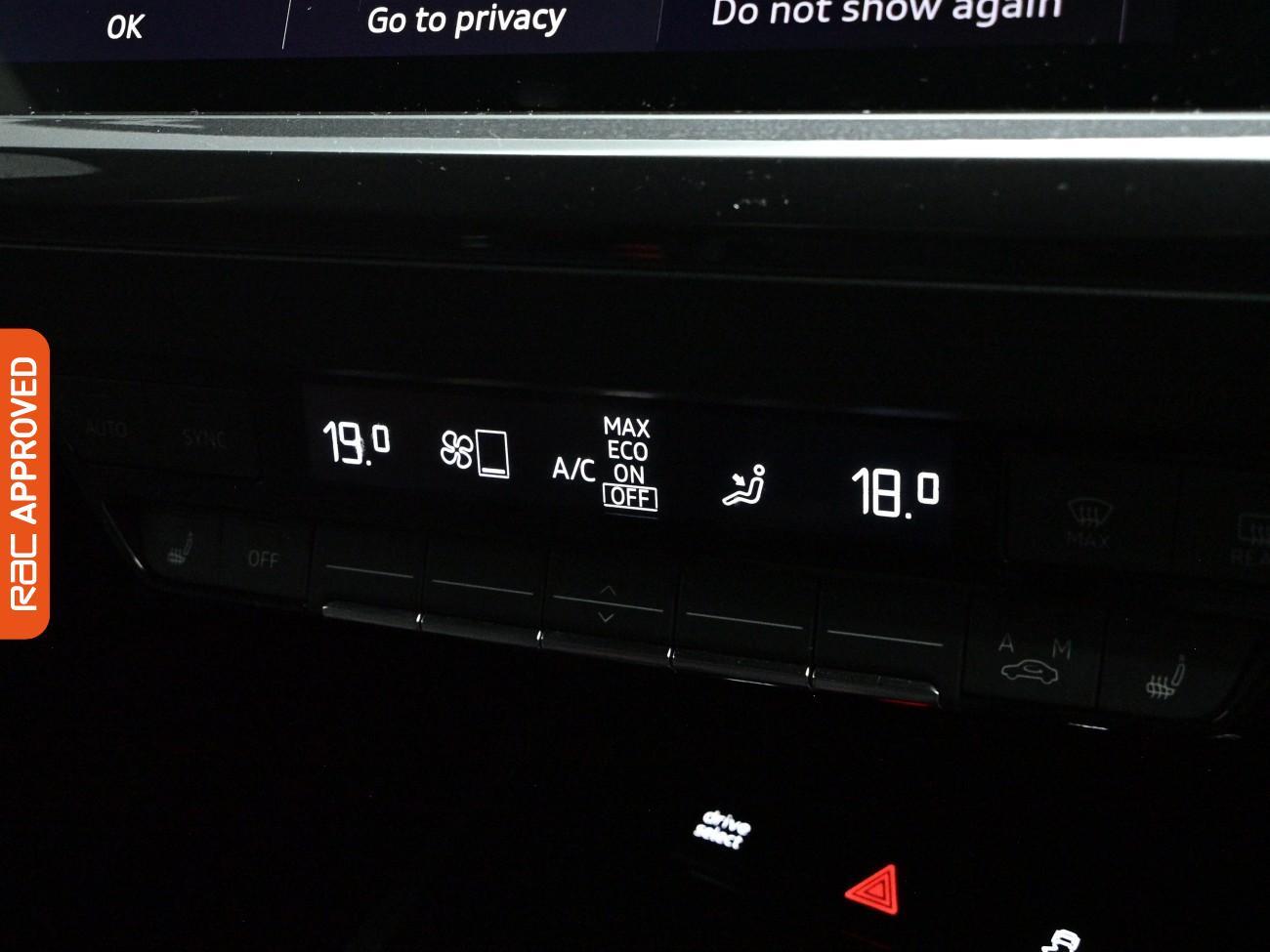 Audi Q4 e-tron view 22