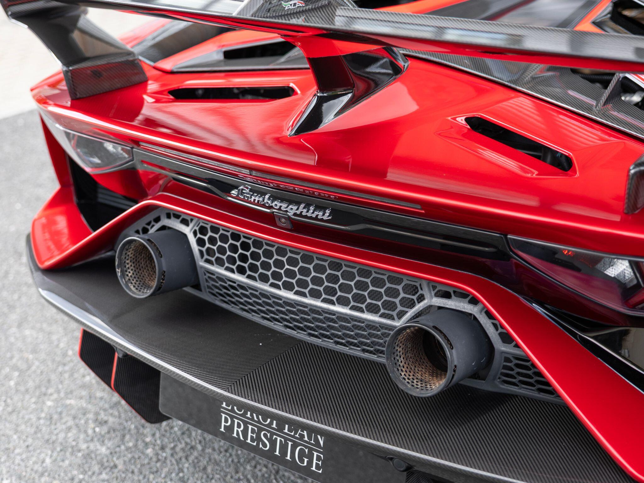 Lamborghini Aventador view 27