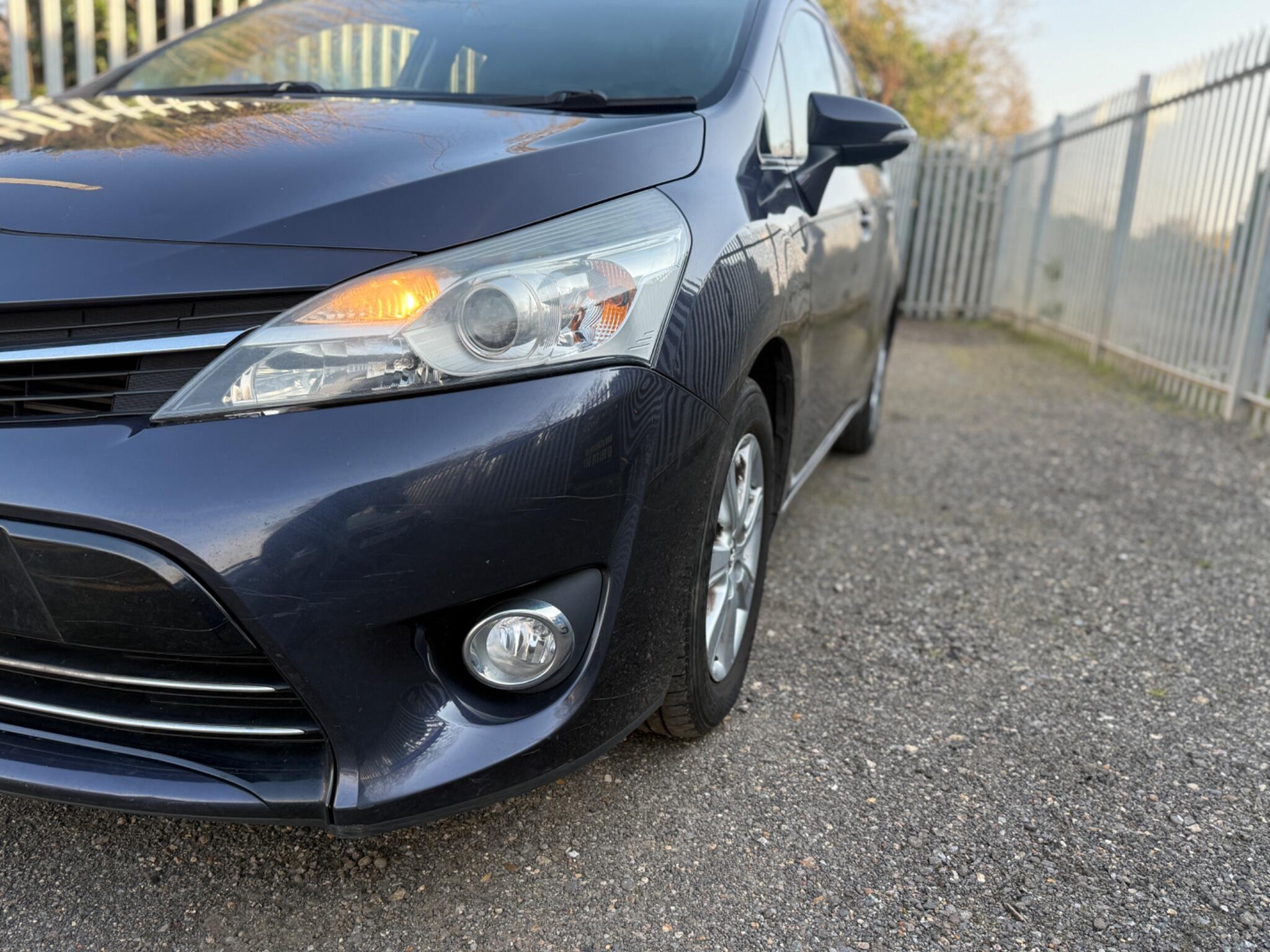 2015 Toyota Verso image 34