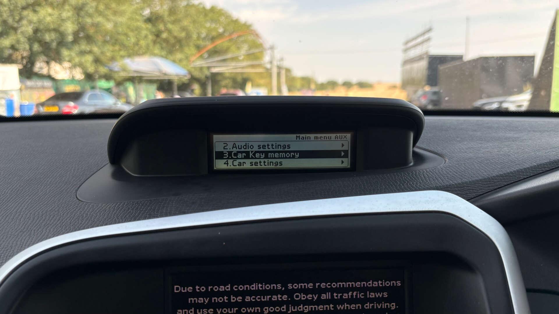 Volvo XC60 view 25