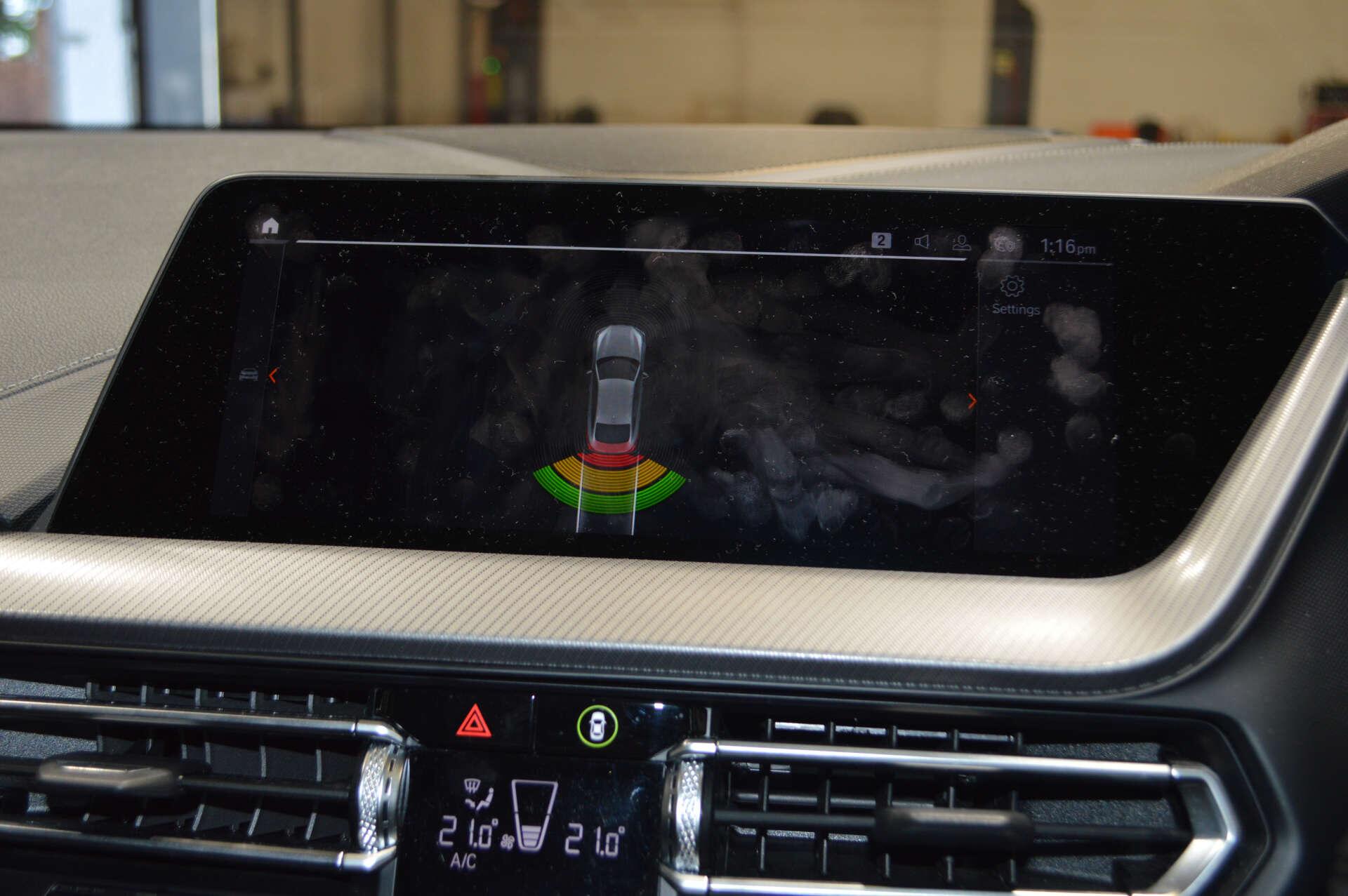 BMW 2 Series view 21