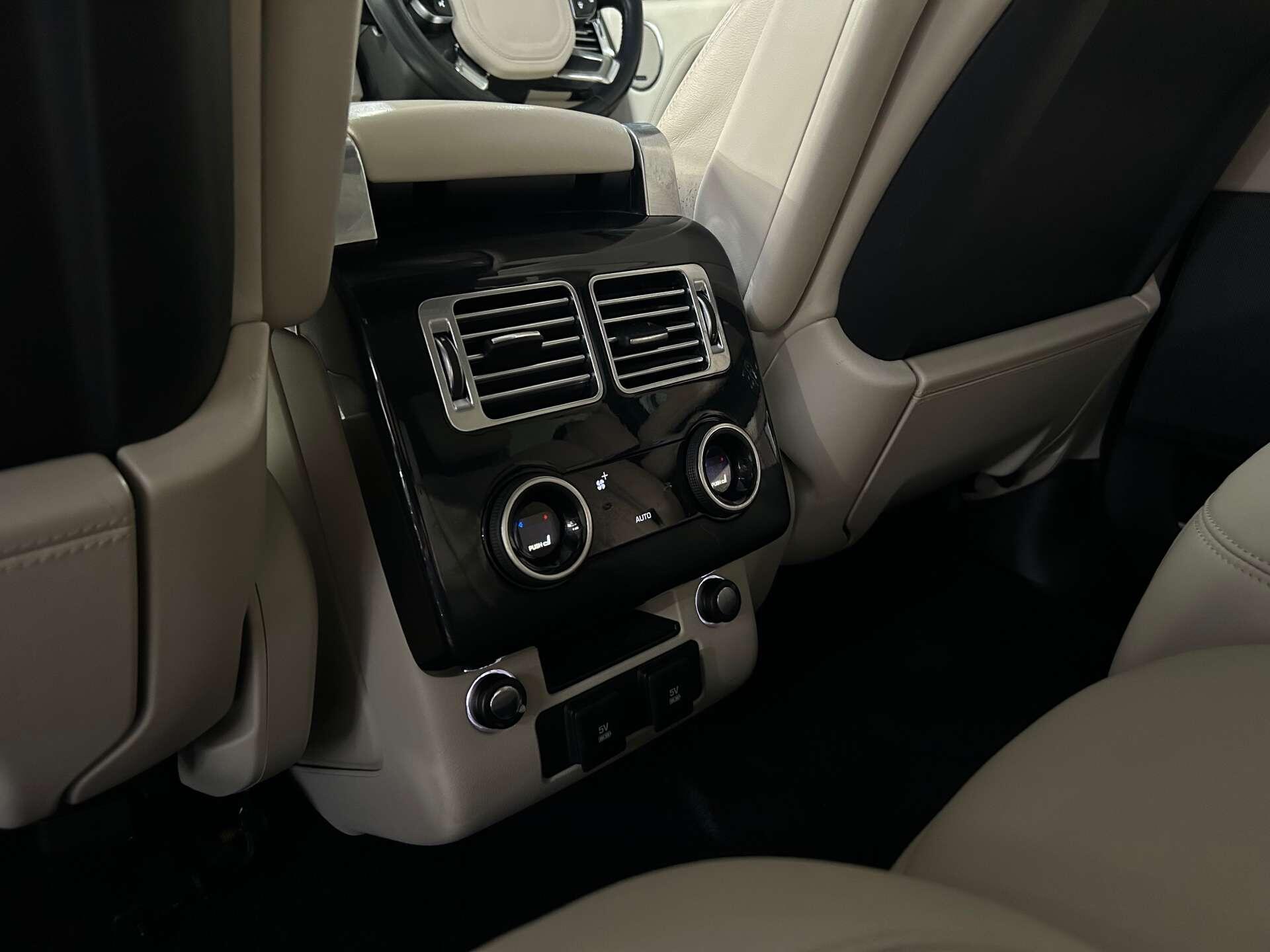 Land Rover Range Rover view 38