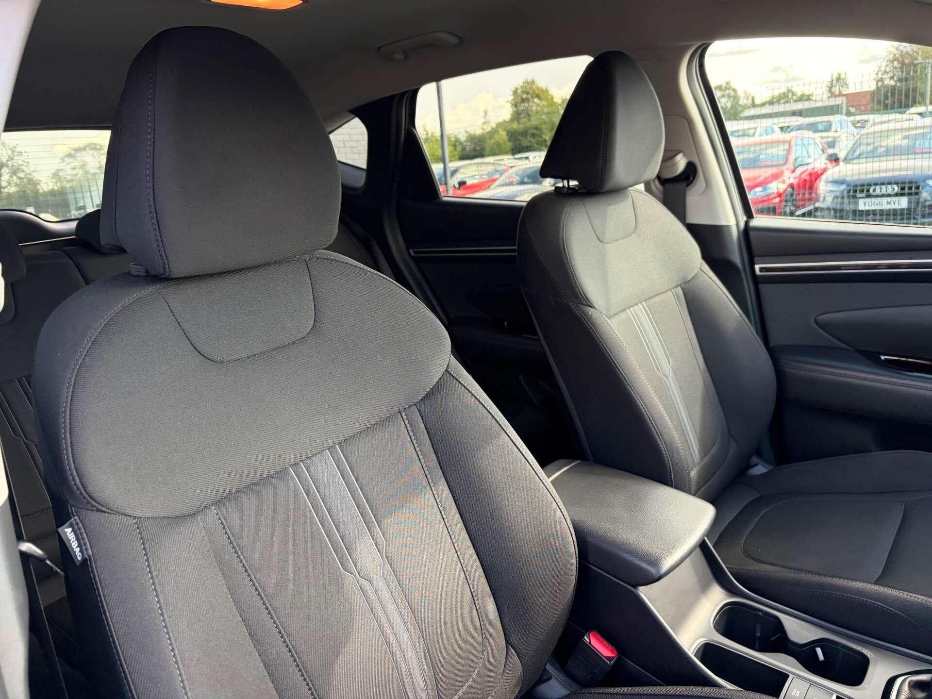 Hyundai Tucson view 35