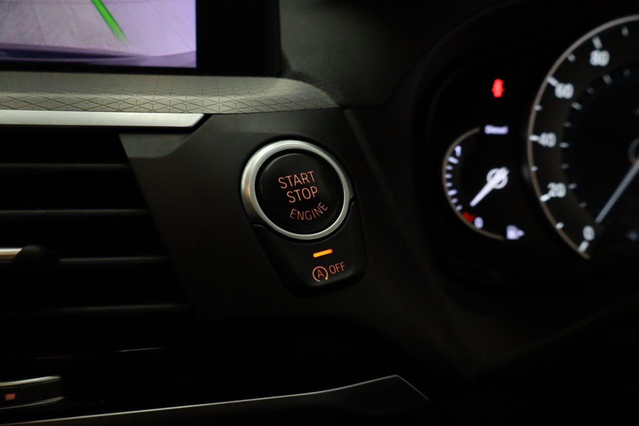 BMW X3 view 18