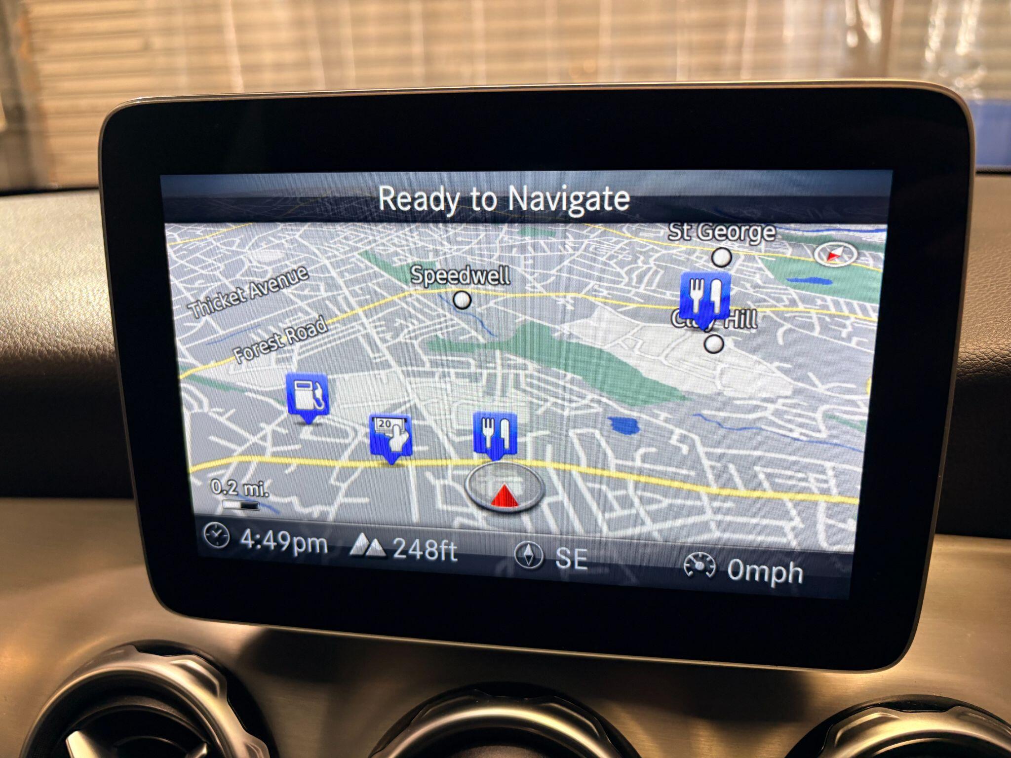 Mercedes-Benz Gla view 5